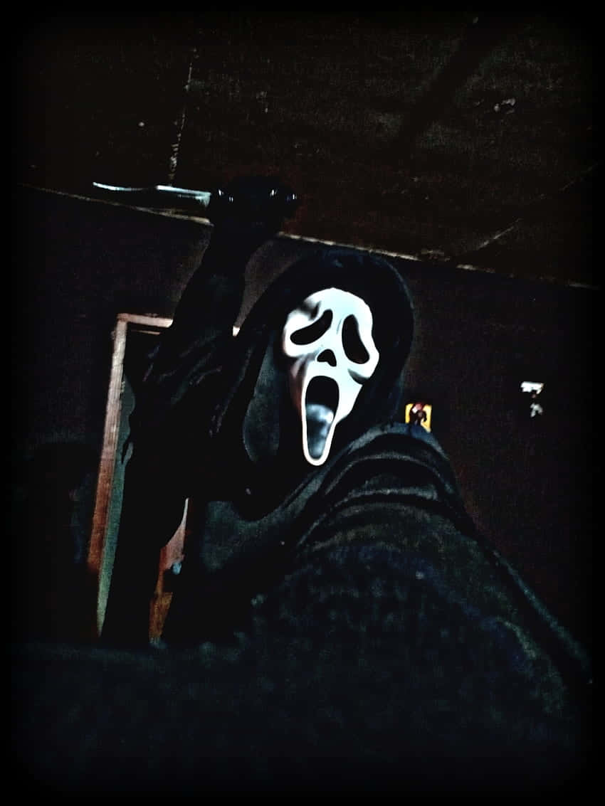 Ghostface, white scream mask, black hooded robe, SD Phone Wallpaper
