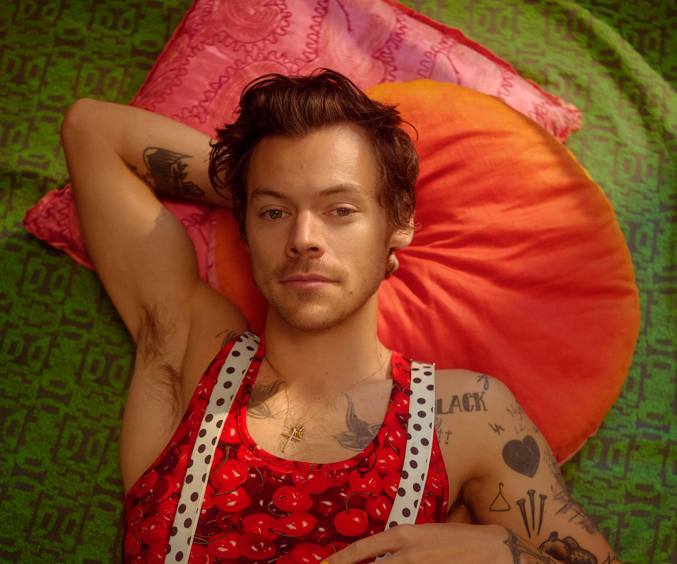 iPhone Harry Styles, 2160 x 1800, cherry-print tank top, Full HD Desktop Wallpaper