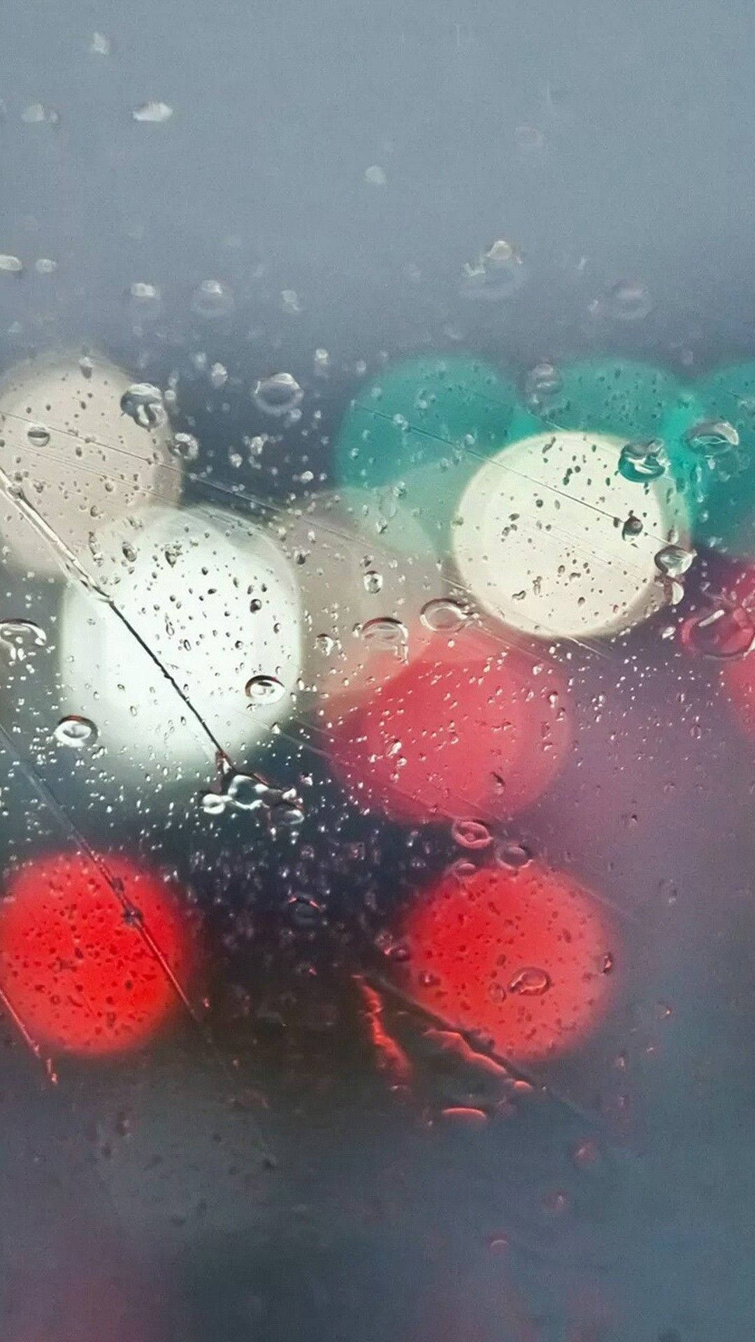 iPhone Rain, raindrops, vibrant red green and white bokeh lights, Full HD Phone Wallpaper
