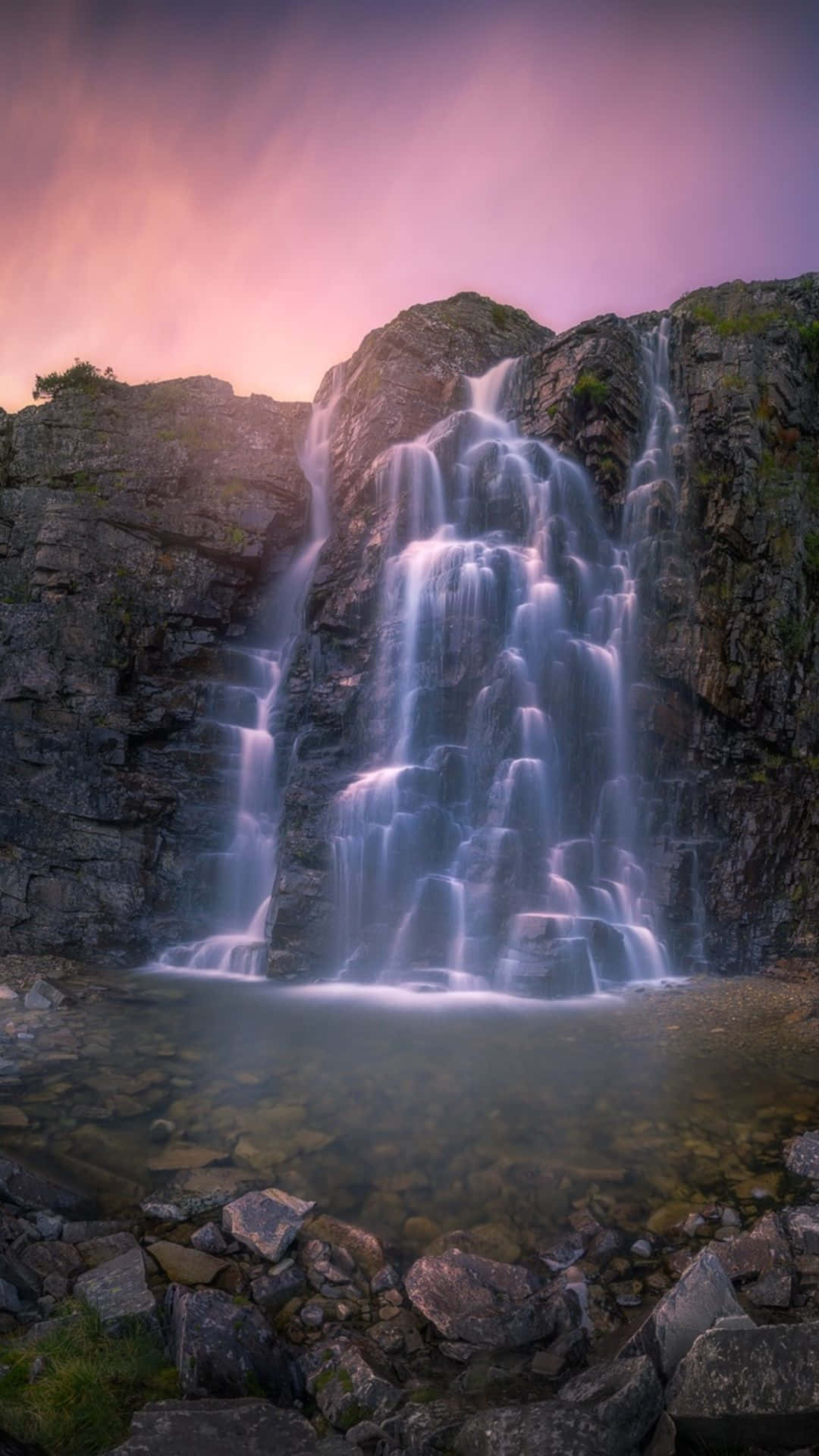 iPhone Waterfall, rugged cliffs, rocky pool, Full HD Phone Wallpaper