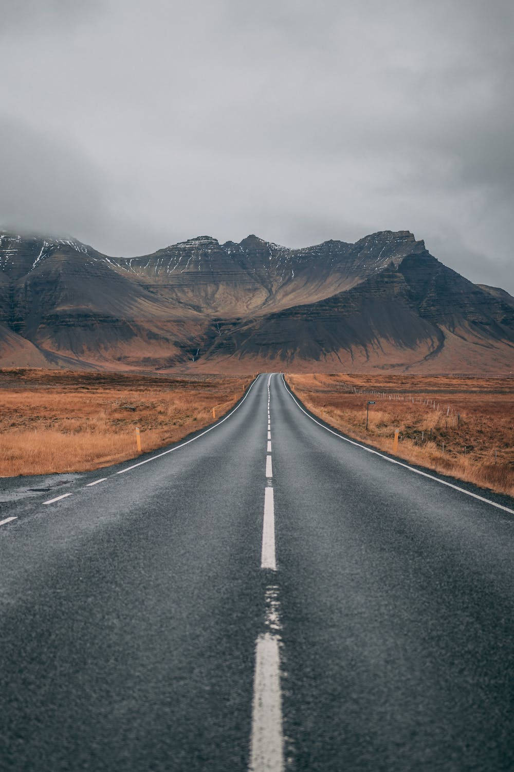 empty highway, long straight road, distant mountains, HD Phone Wallpaper