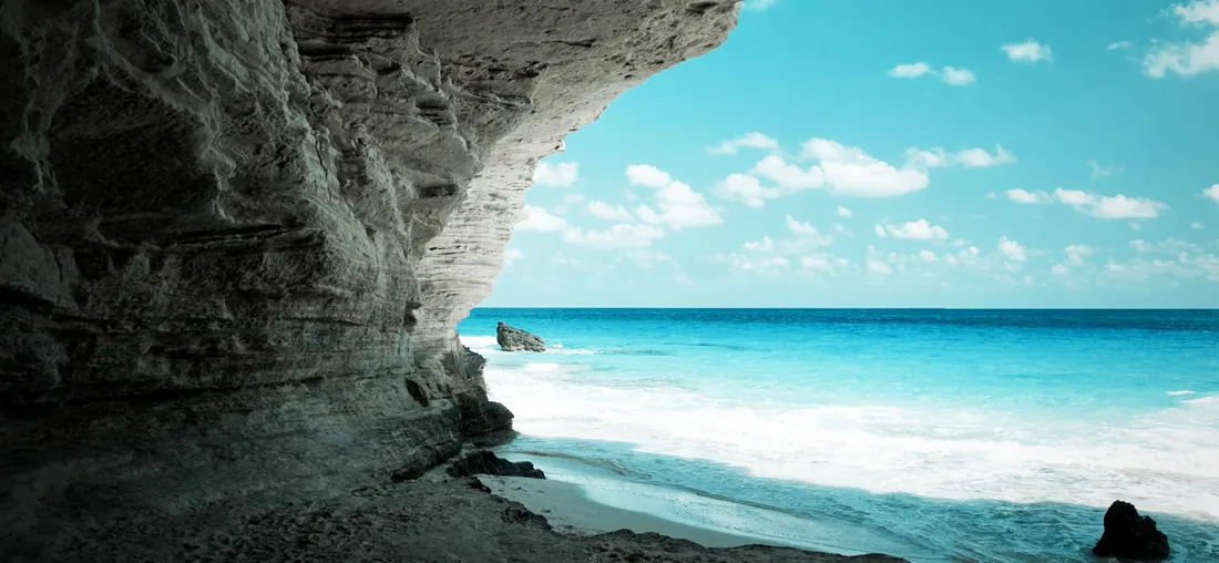 iPhone X Beach