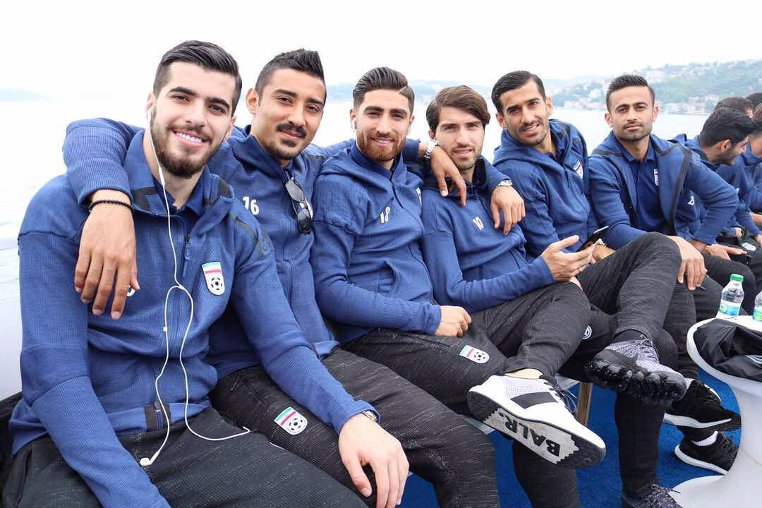 Iran National Football Team, blue jackets, boat, SD Desktop Wallpaper