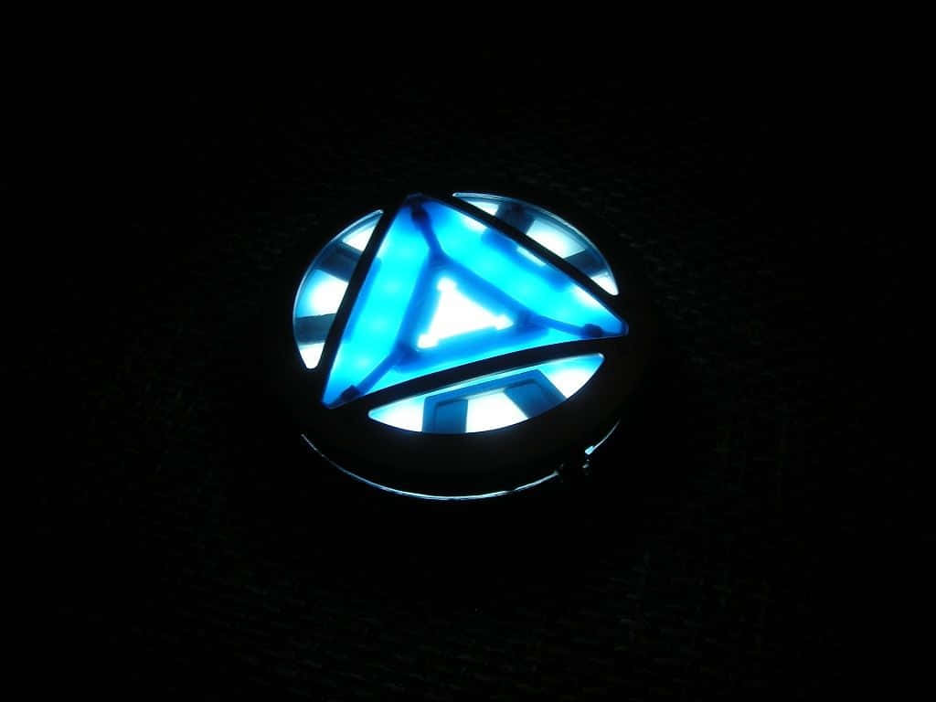 Iron Man Arc Reactor, glowing blue, triangular emblem, SD Desktop Wallpaper