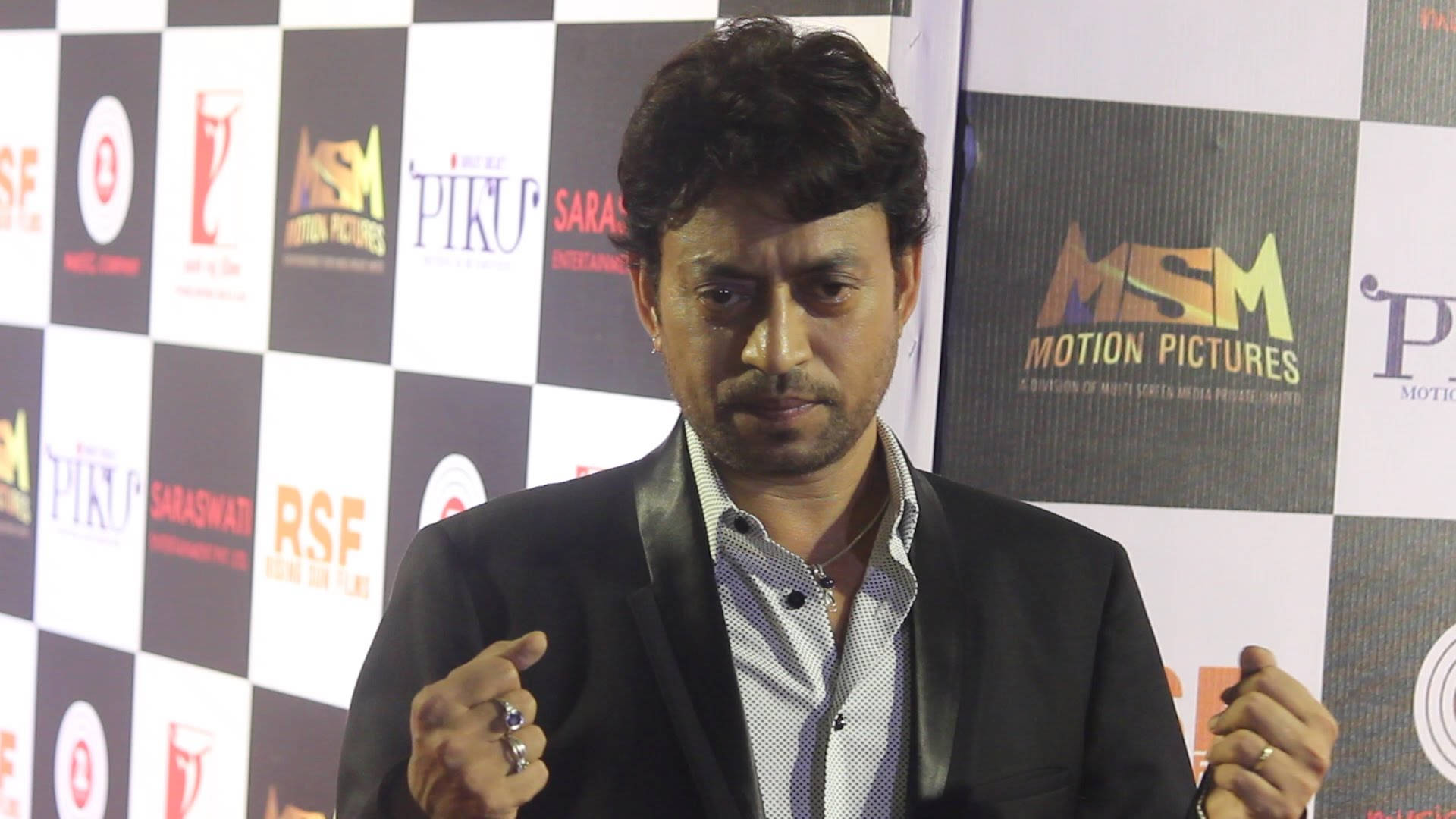 Irrfan Khan, press event, branded checkered backdrop, Full HD Desktop Wallpaper
