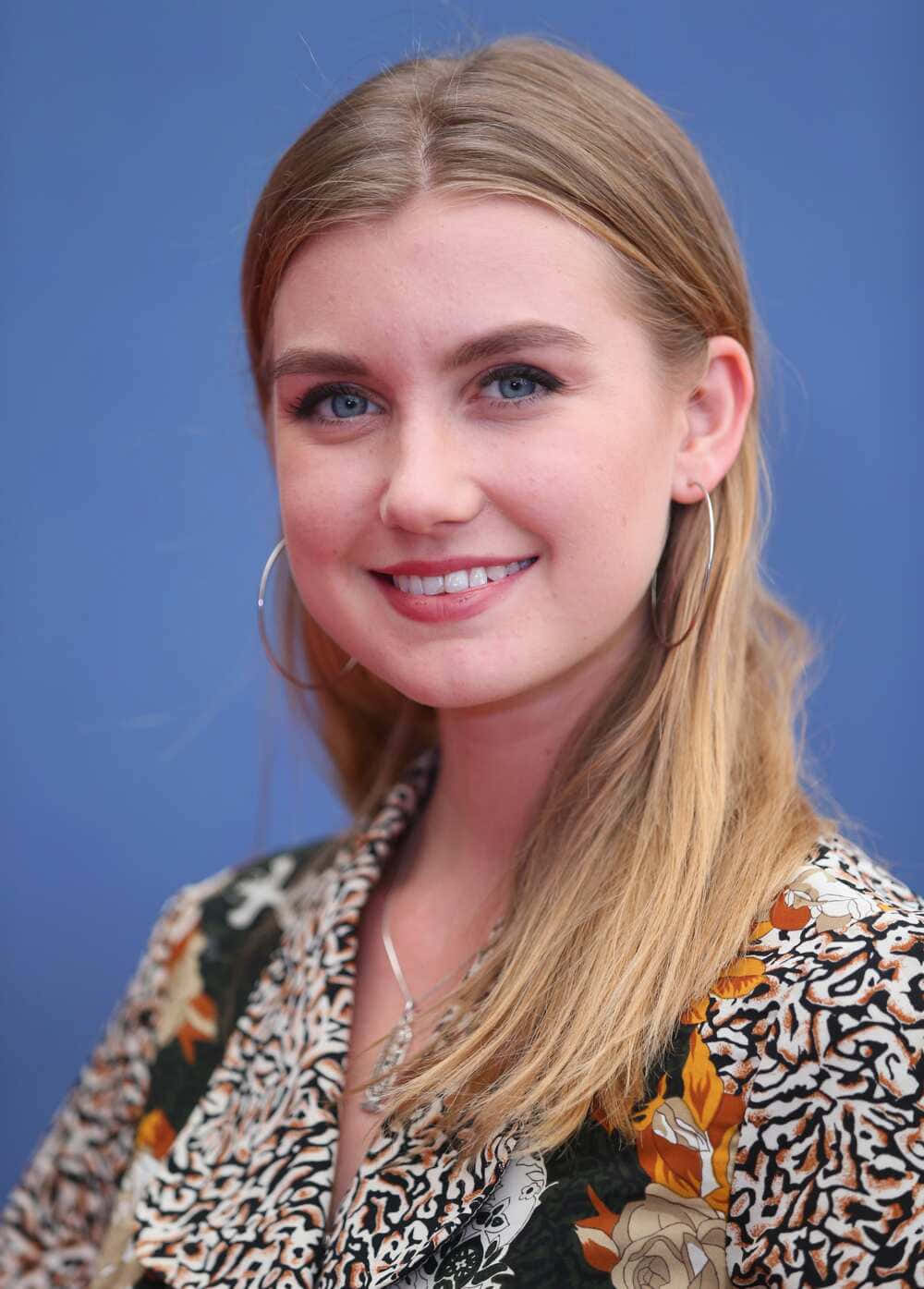 Isabel Durant, blonde hair, blue eyes, HD Phone Wallpaper