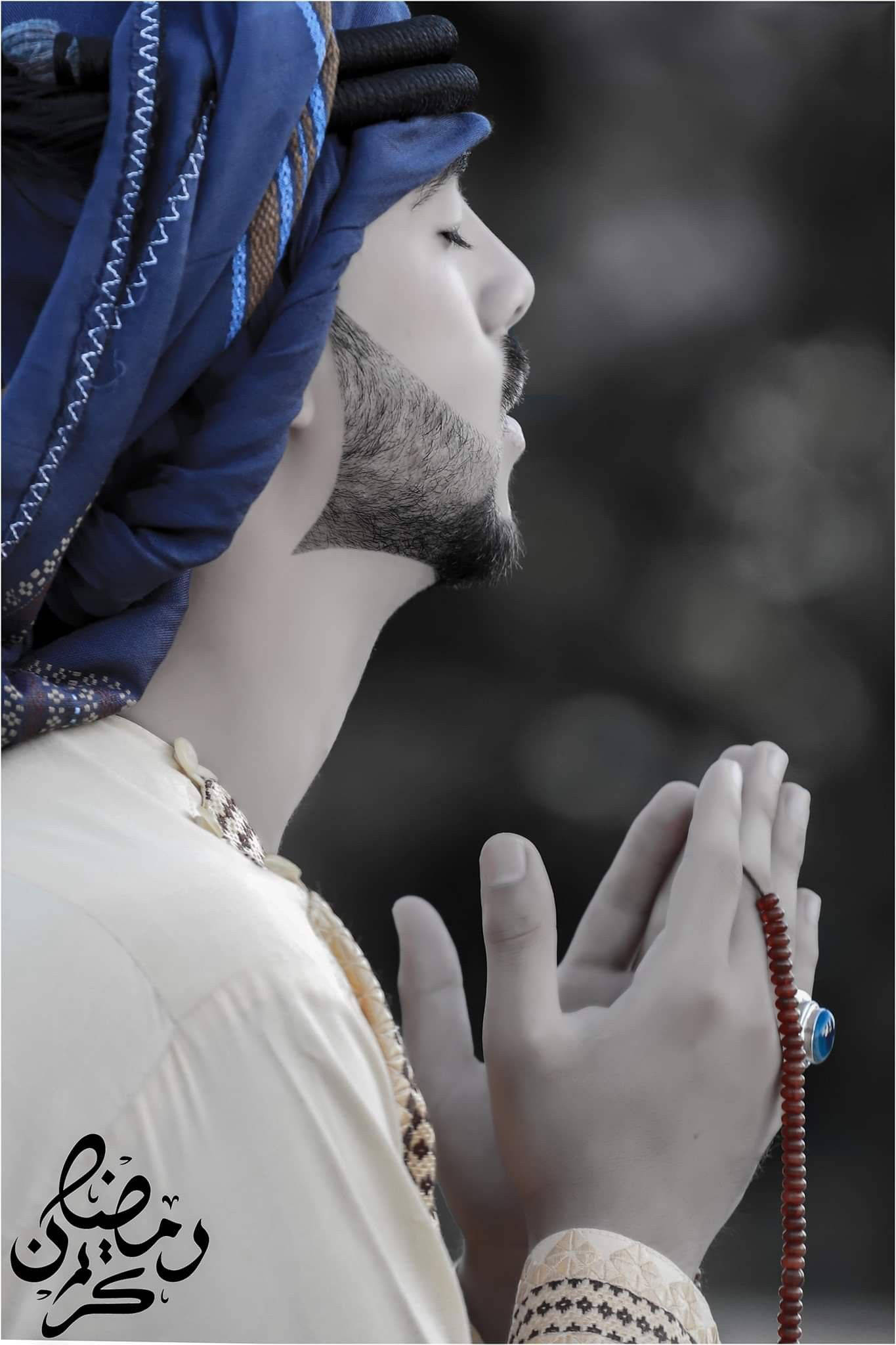 blue patterned turban, prayer beads, monochrome background, Full HD Phone Wallpaper