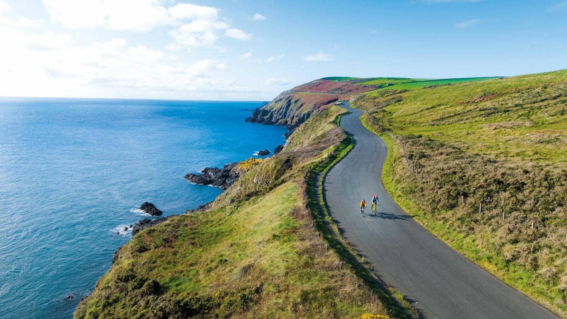 Isle Of Mann, winding coastal road, turquoise ocean, Full HD Desktop Wallpaper