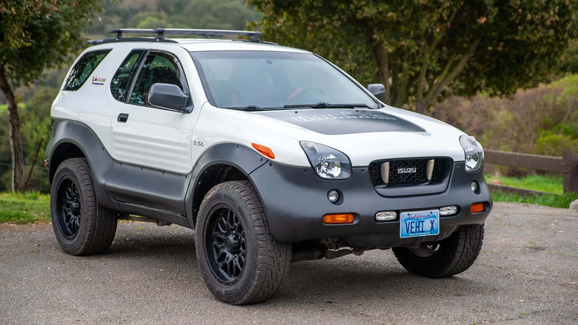 Isuzu VehiCROSS, silver offroad capability, gravel, Full HD Desktop Wallpaper