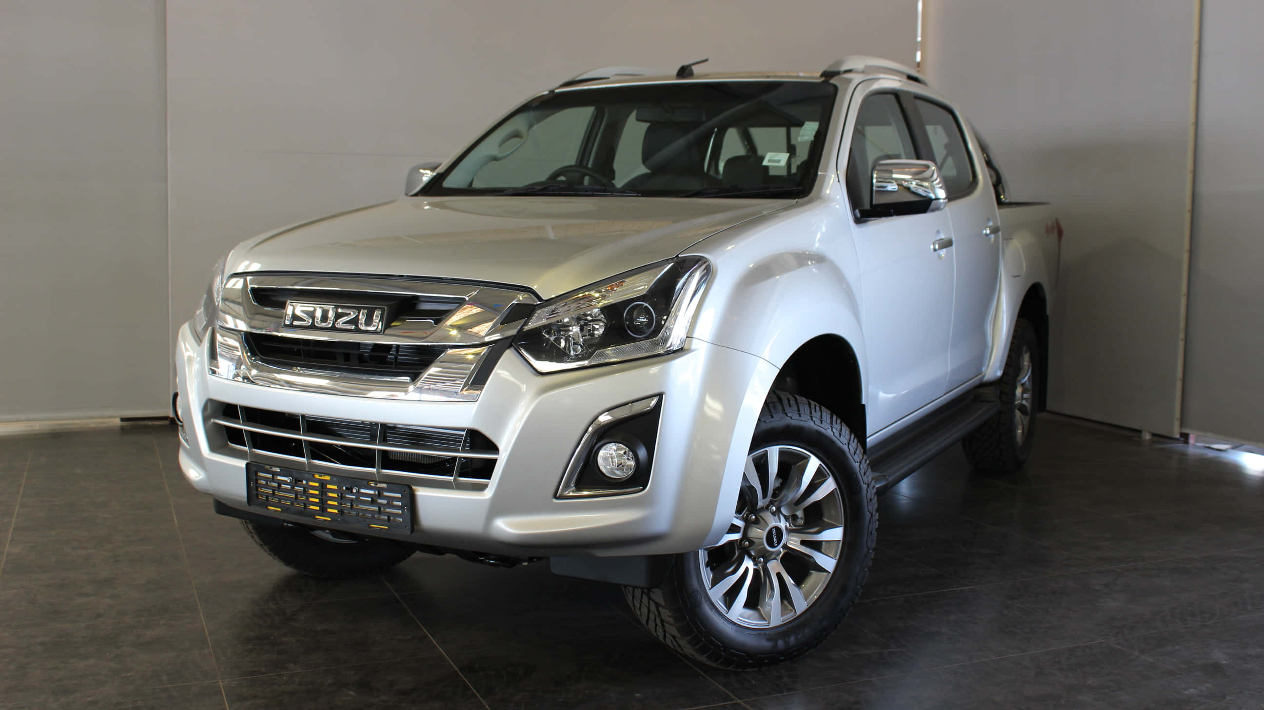Isuzu, silver, pickup truck, 2K Desktop Wallpaper