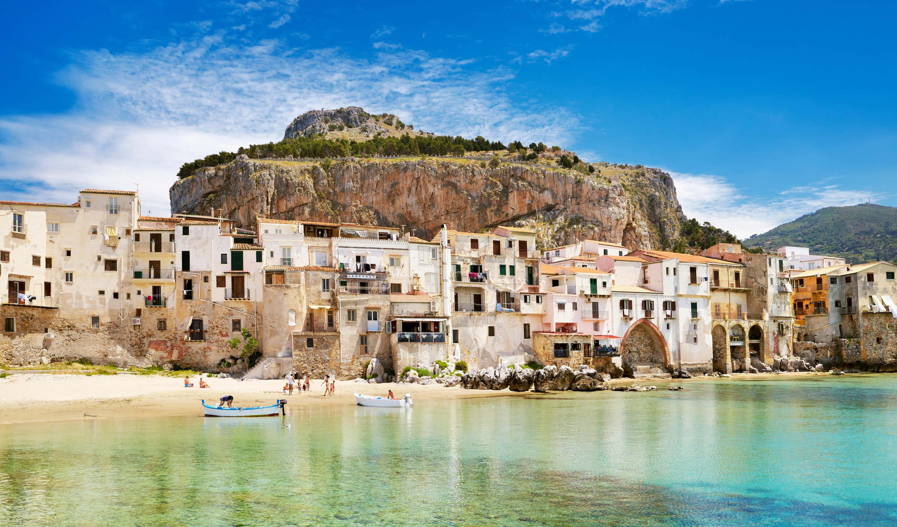 Italian Beach, colorful coastal village, rocky cliffs, 2K Desktop Wallpaper