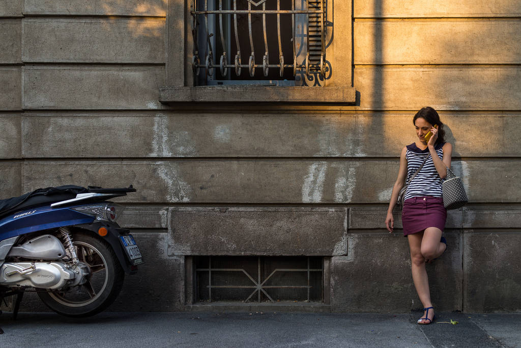 Italian Girl, blue scooter, striped top, SD Desktop Wallpaper