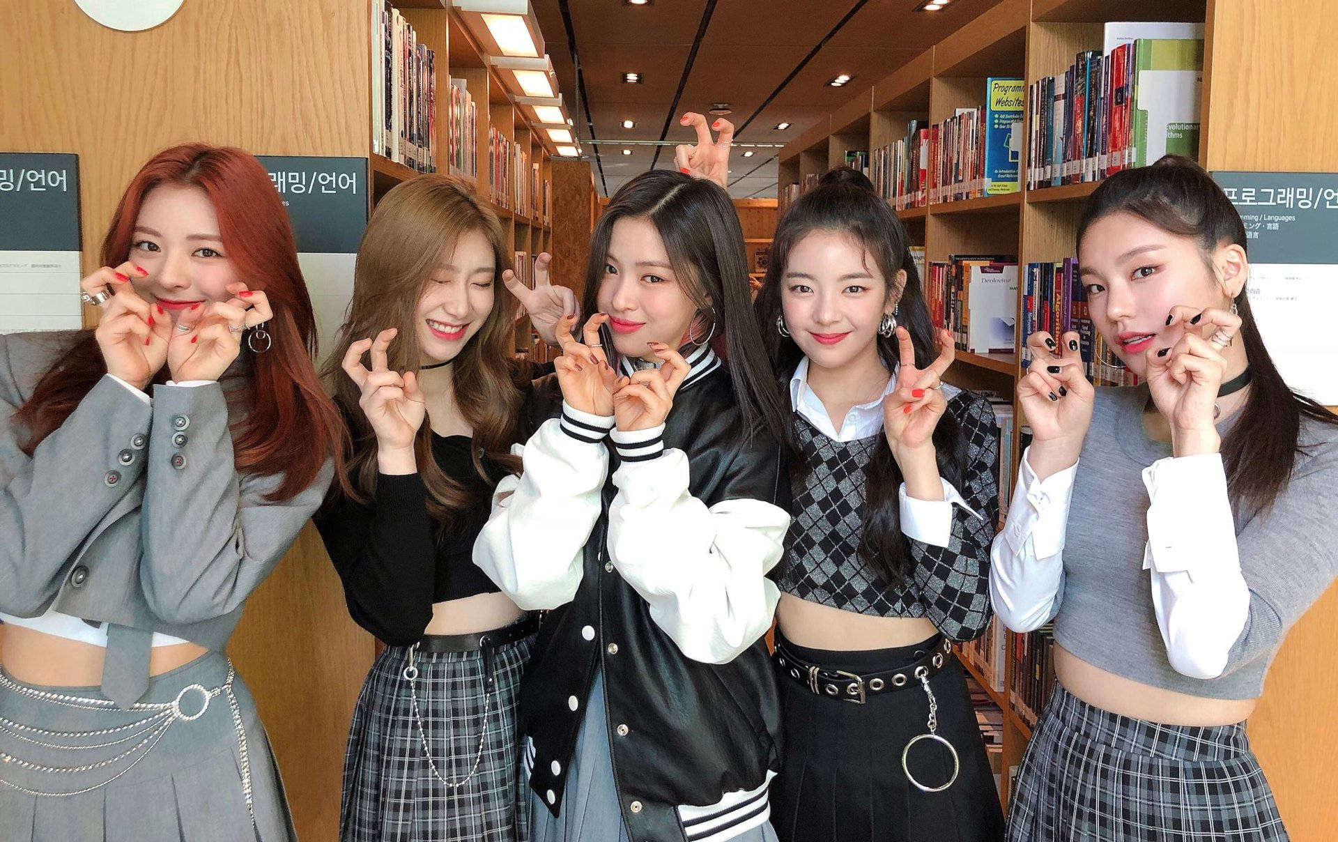 ITZY, uniforms, library, Full HD Desktop Wallpaper