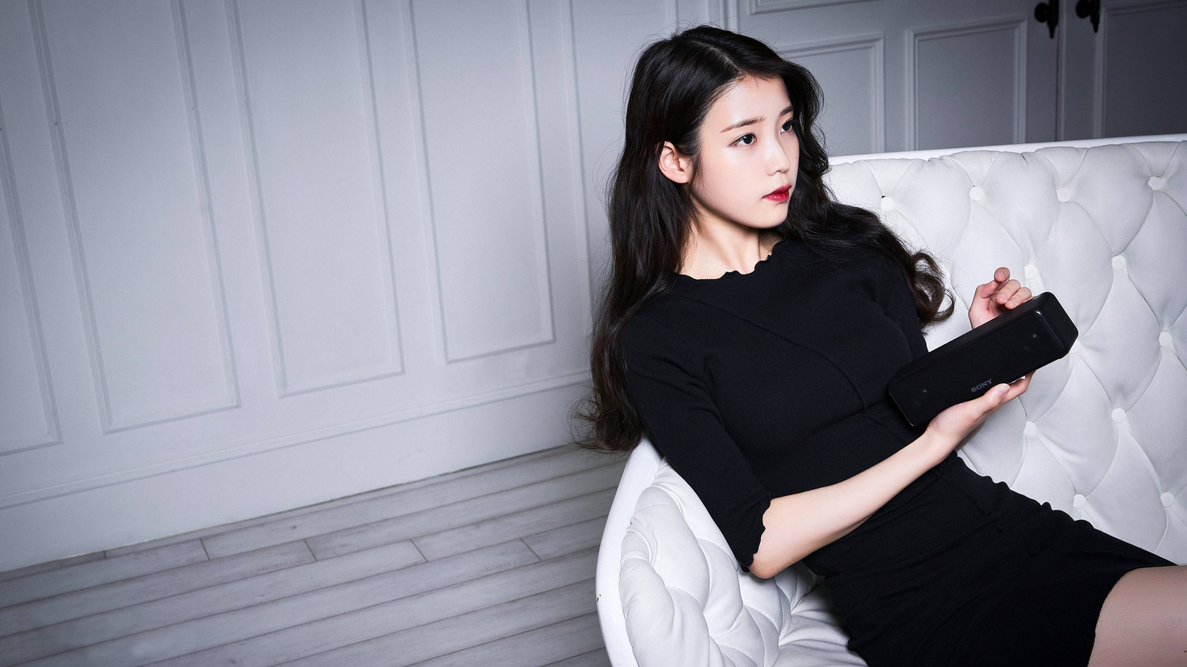 IU, black dress, white tufted sofa, 4K Desktop Wallpaper