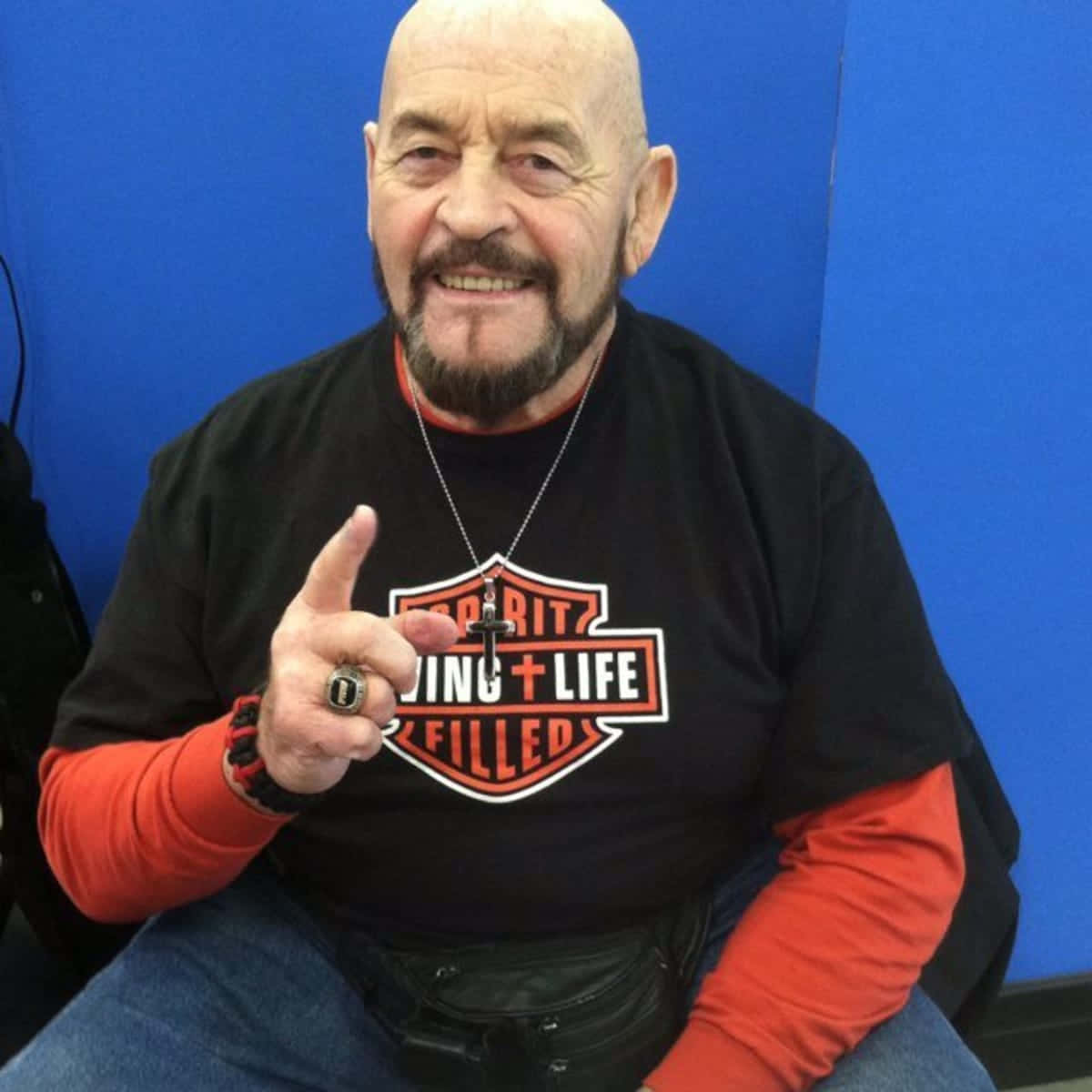 Ivan Koloff, Harley-Davidson t-shirt, blue wall, SD Desktop Wallpaper