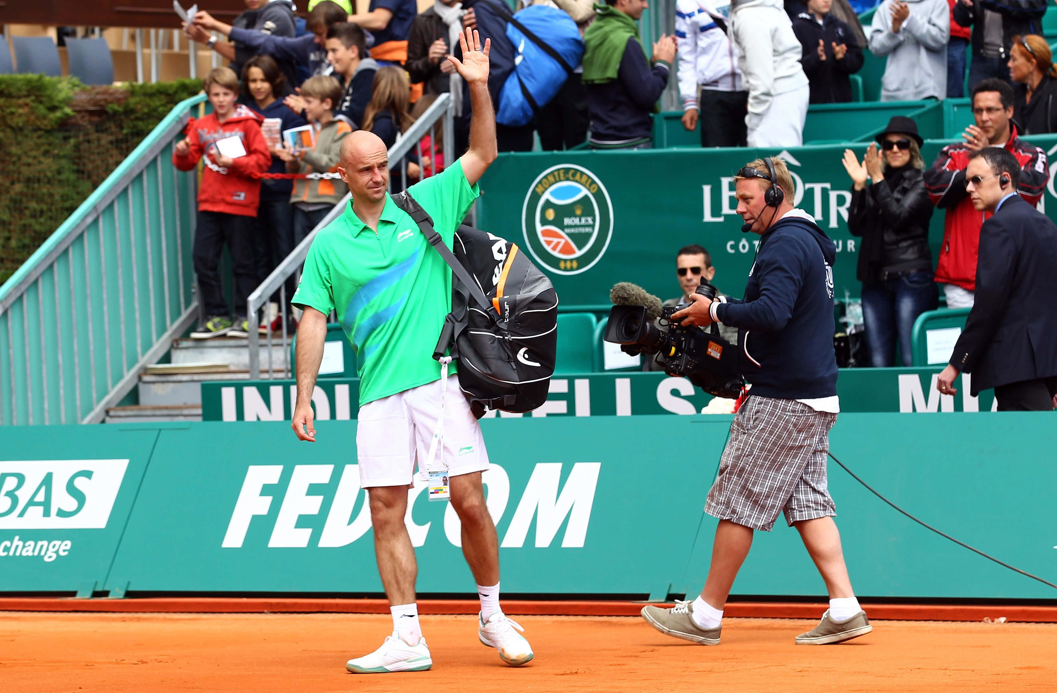 Ivan Ljubicic, green shirt, clay court, 2K Desktop Wallpaper
