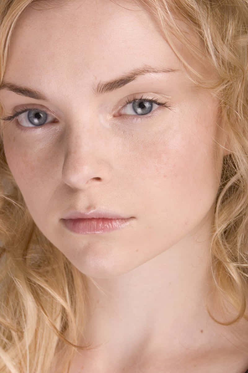 Izabella Miko, white dress, blue eyes, SD Phone Wallpaper