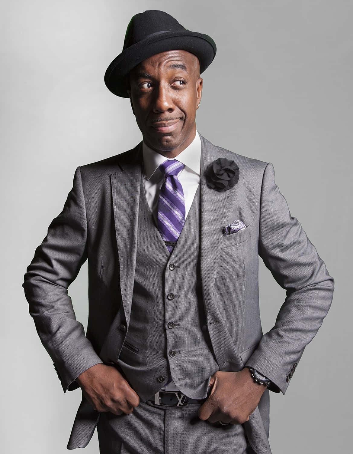 J.b. Smoove, gray three-piece suit, black fedora, HD Phone Wallpaper