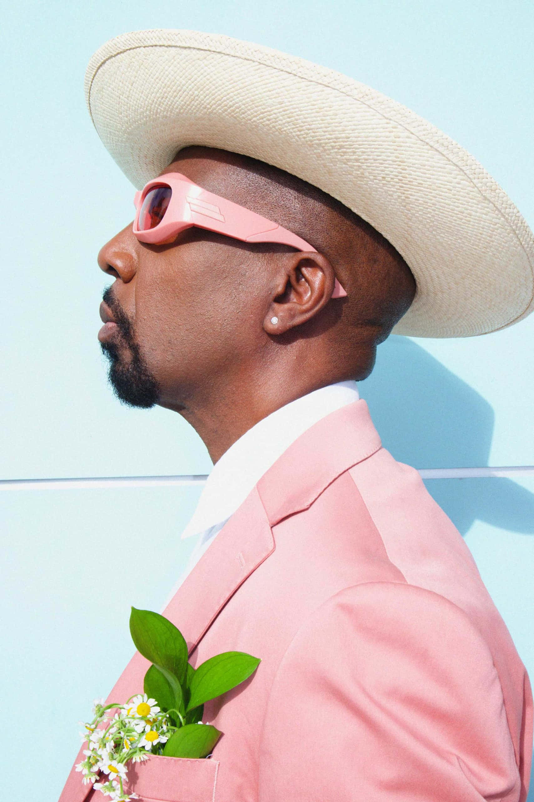 J.b. Smoove, pink suit, matching sunglasses, 2K Phone Wallpaper
