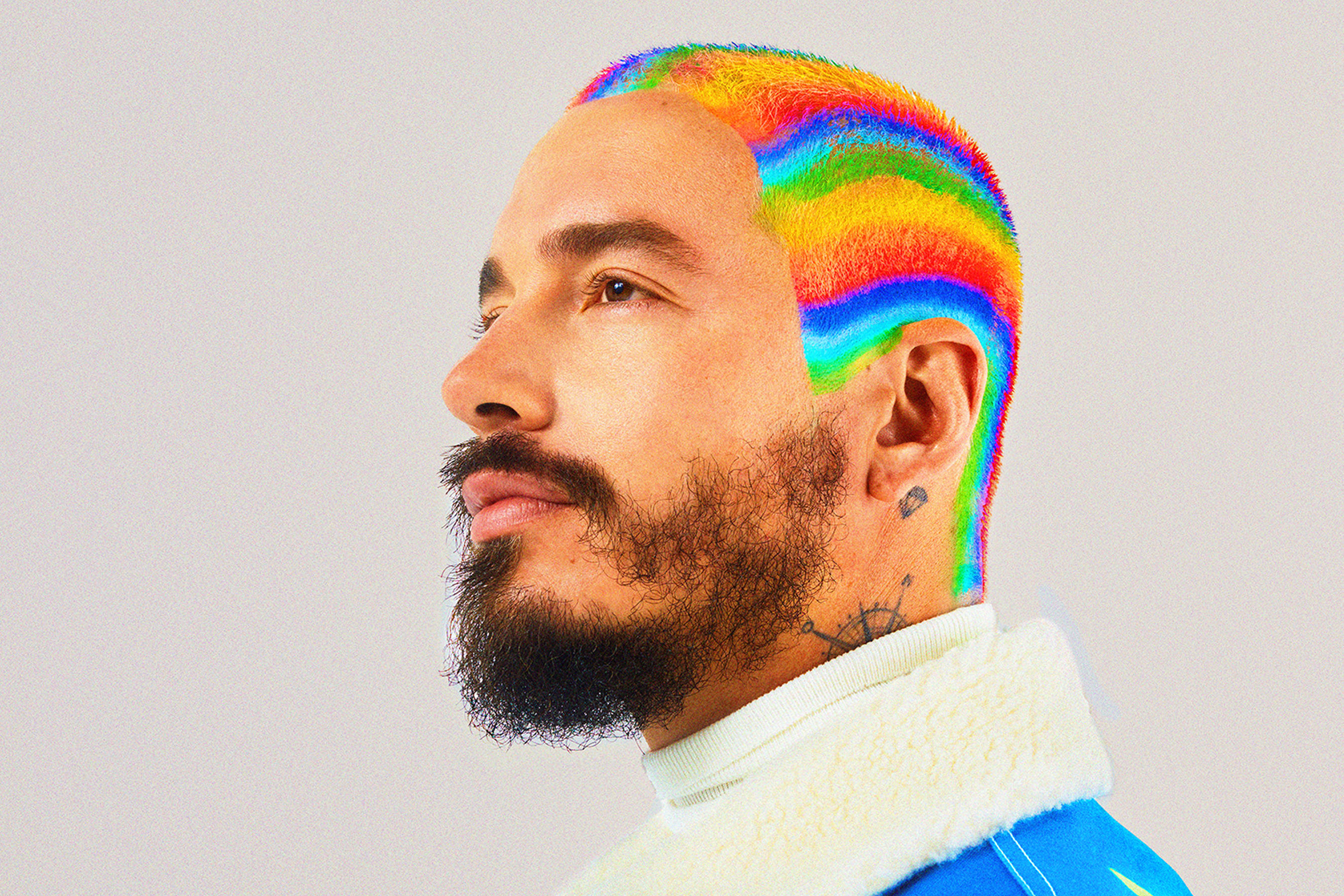 J Balvin, rainbow-colored haircut, gray background, 2K Desktop Wallpaper