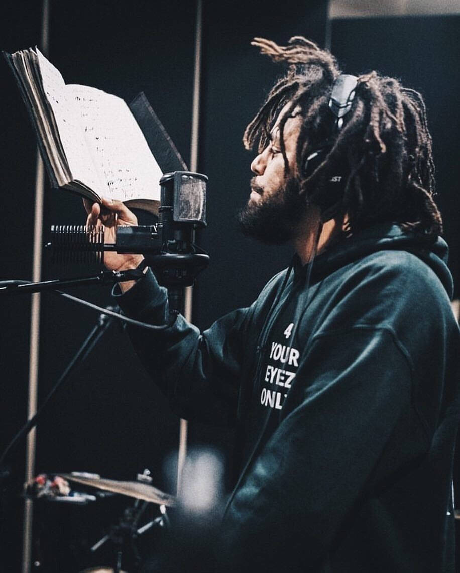 J Cole, dreadlocks, headphones, SD Phone Wallpaper