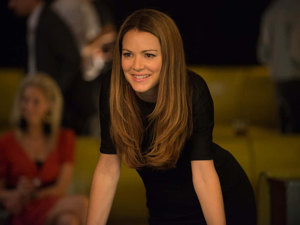 Jacinda Barrett, long brown hair, smiling, SD Desktop Wallpaper