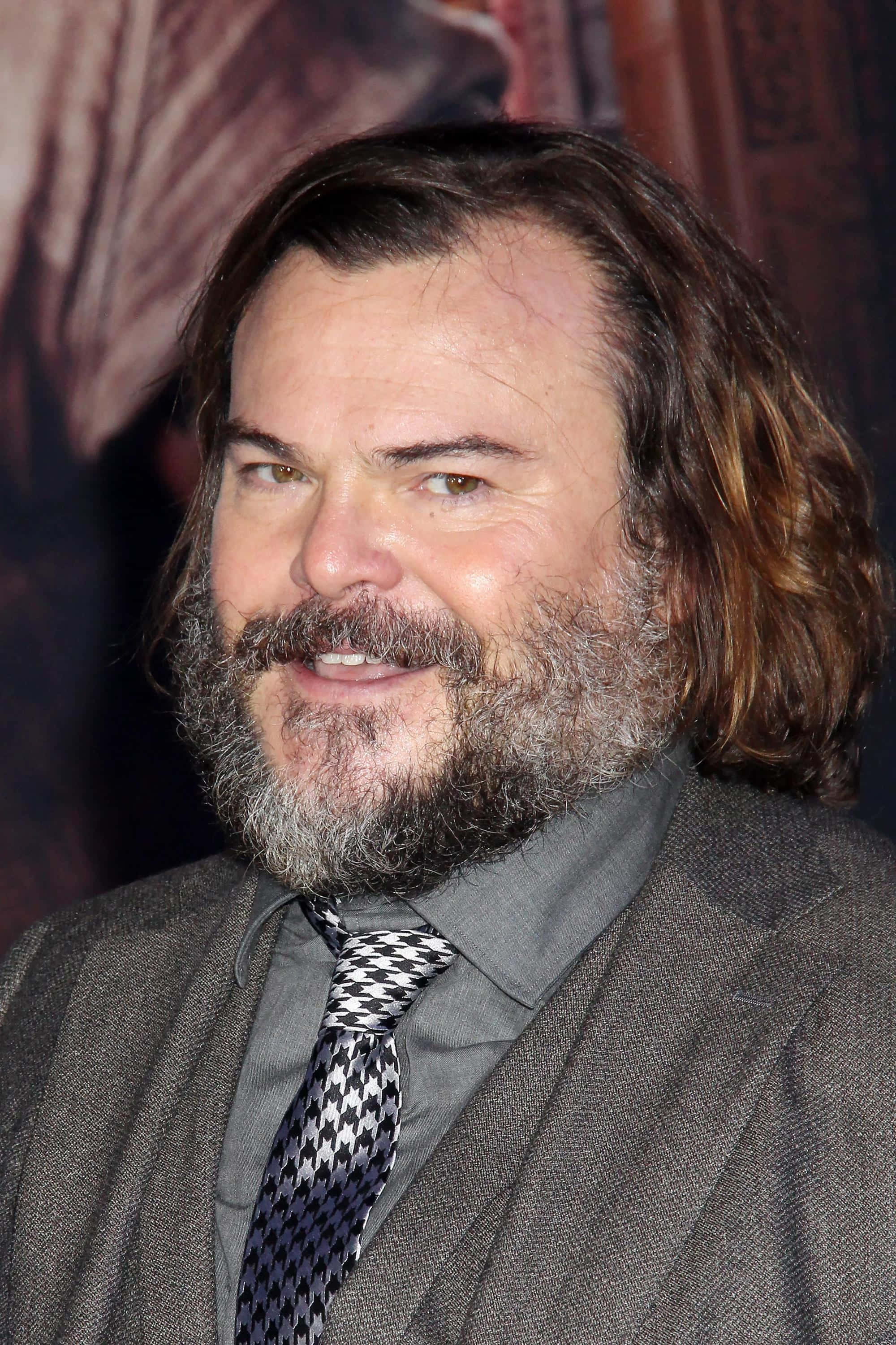 Jack Black, gray suit, patterned tie, 2K Phone Wallpaper