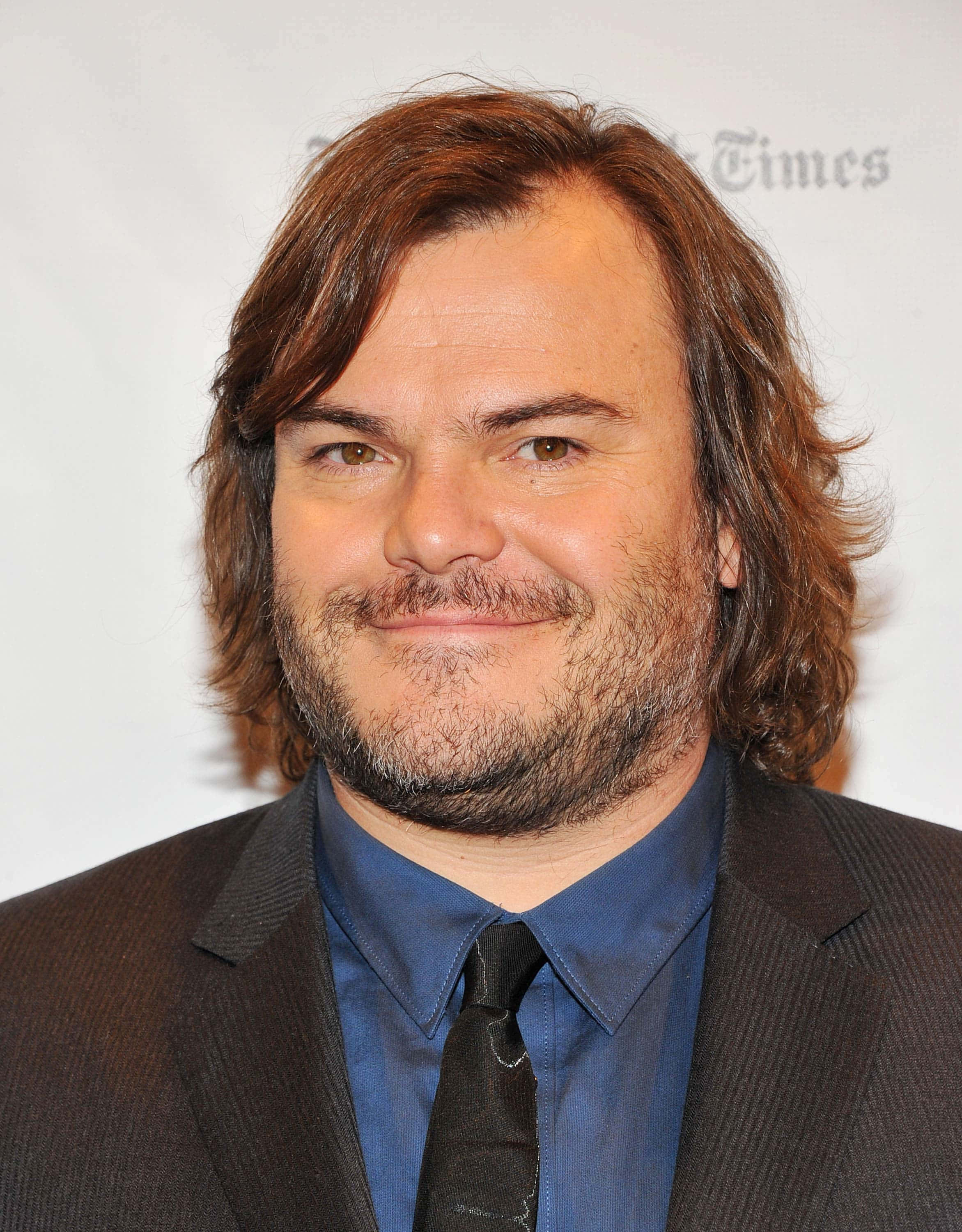 Jack Black, dark suit, blue shirt, 2K Phone Wallpaper