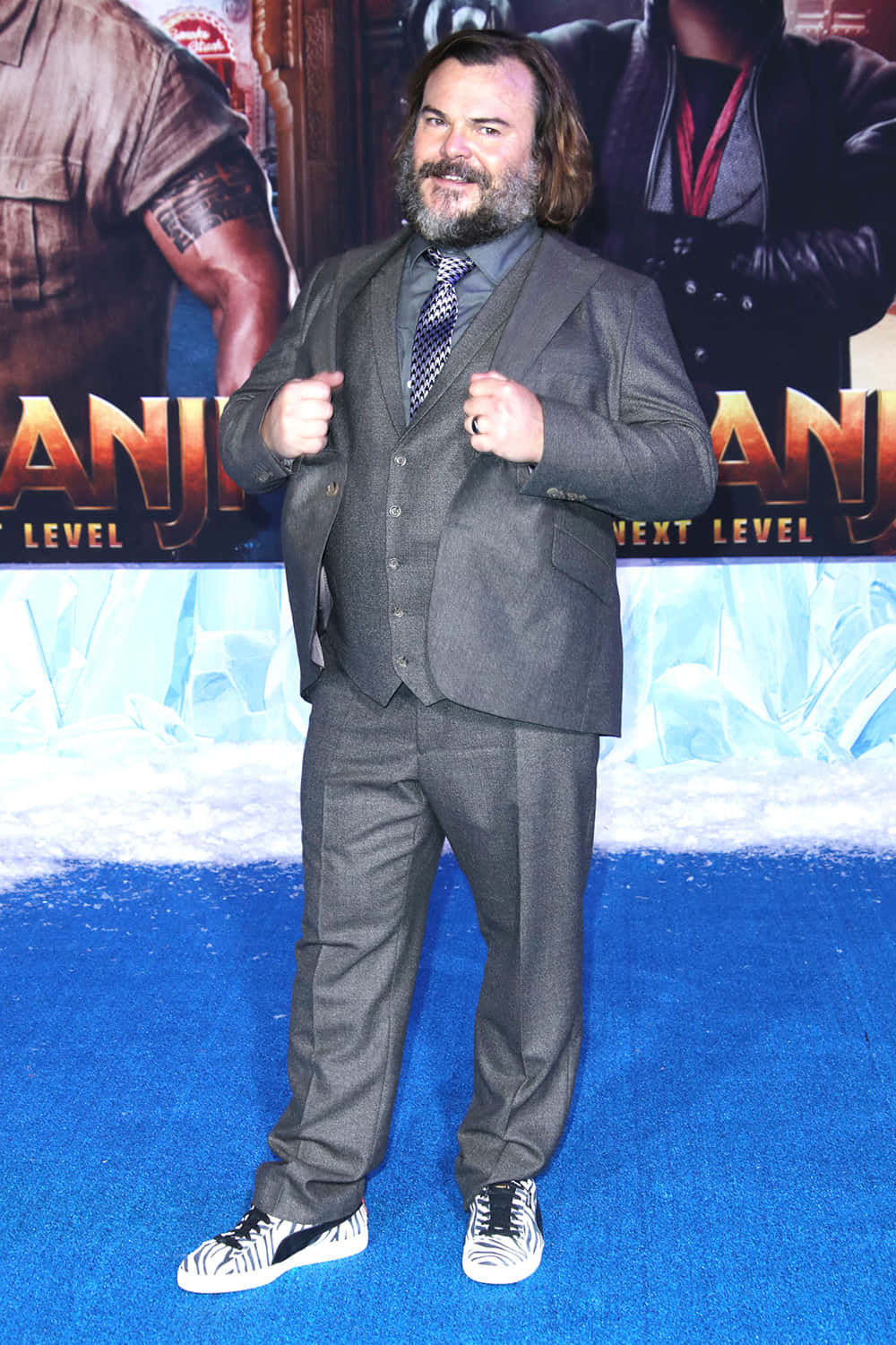 Jack Black, gray suit, zebra-print sneakers, HD Phone Wallpaper
