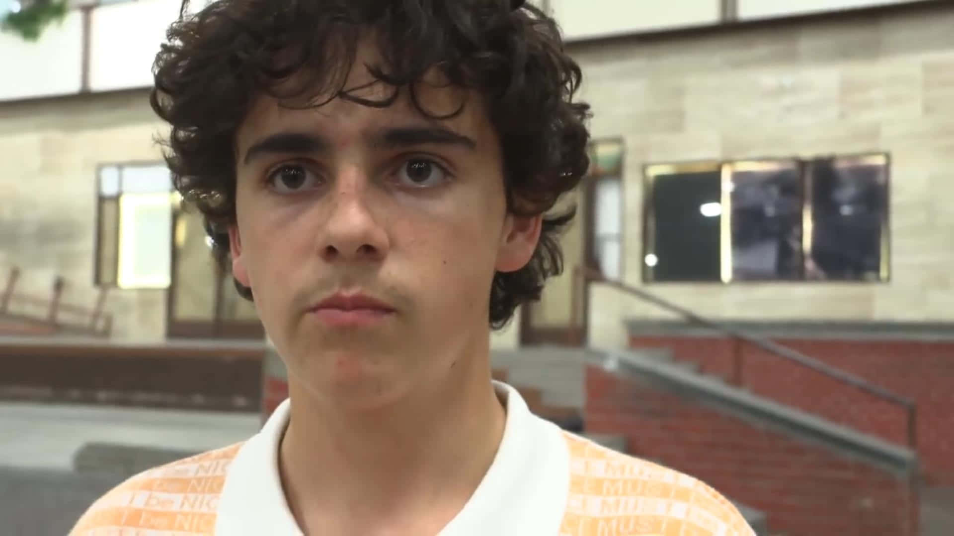 Jack Dylan Grazer, curly dark hair, brick building, Full HD Desktop Wallpaper