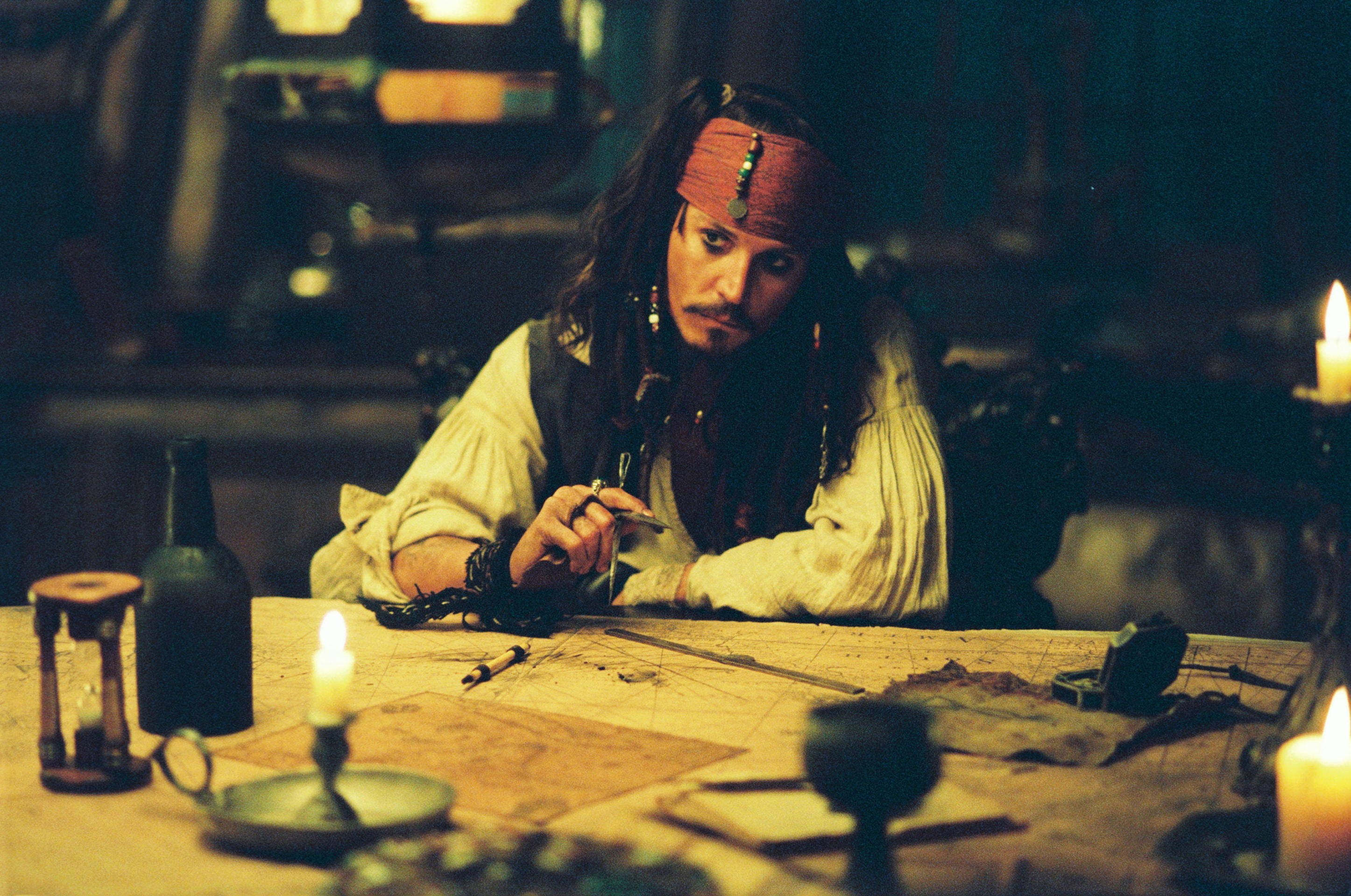 Jack Sparrow, red bandana, candlelight, 2K Desktop Wallpaper