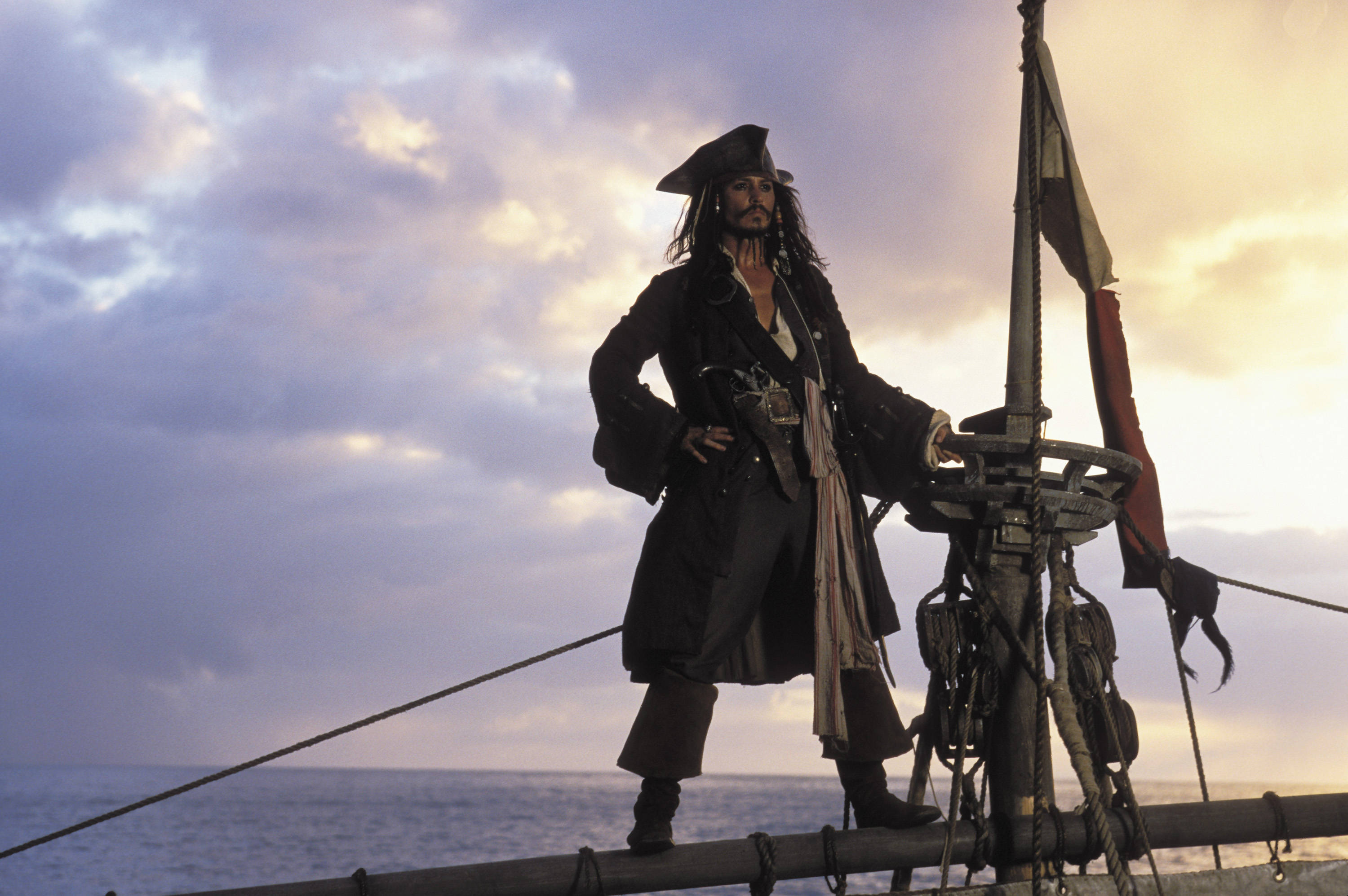 Jack Sparrow, crow's nest, dreadlocks, 2K Desktop Wallpaper