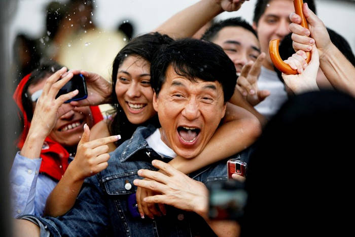 Jackie Chan, fans, lively crowd, SD Desktop Wallpaper