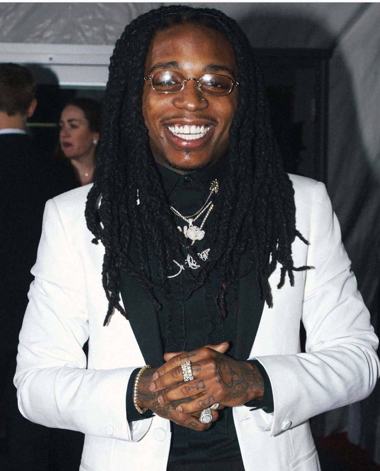 Jacquees, white blazer, black shirt, HD Phone Wallpaper