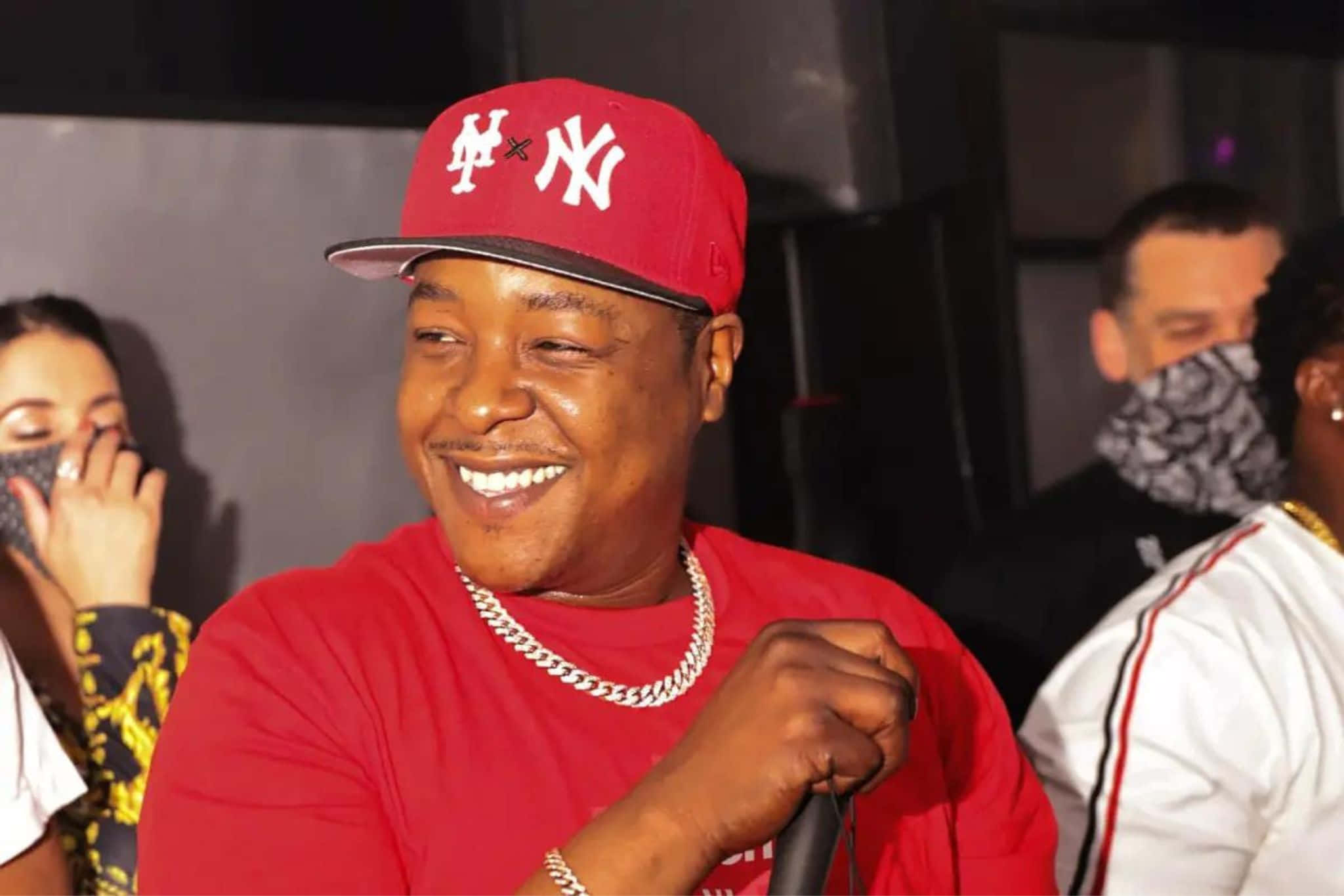 Jadakiss, red NY cap, red shirt, Full HD Desktop Wallpaper