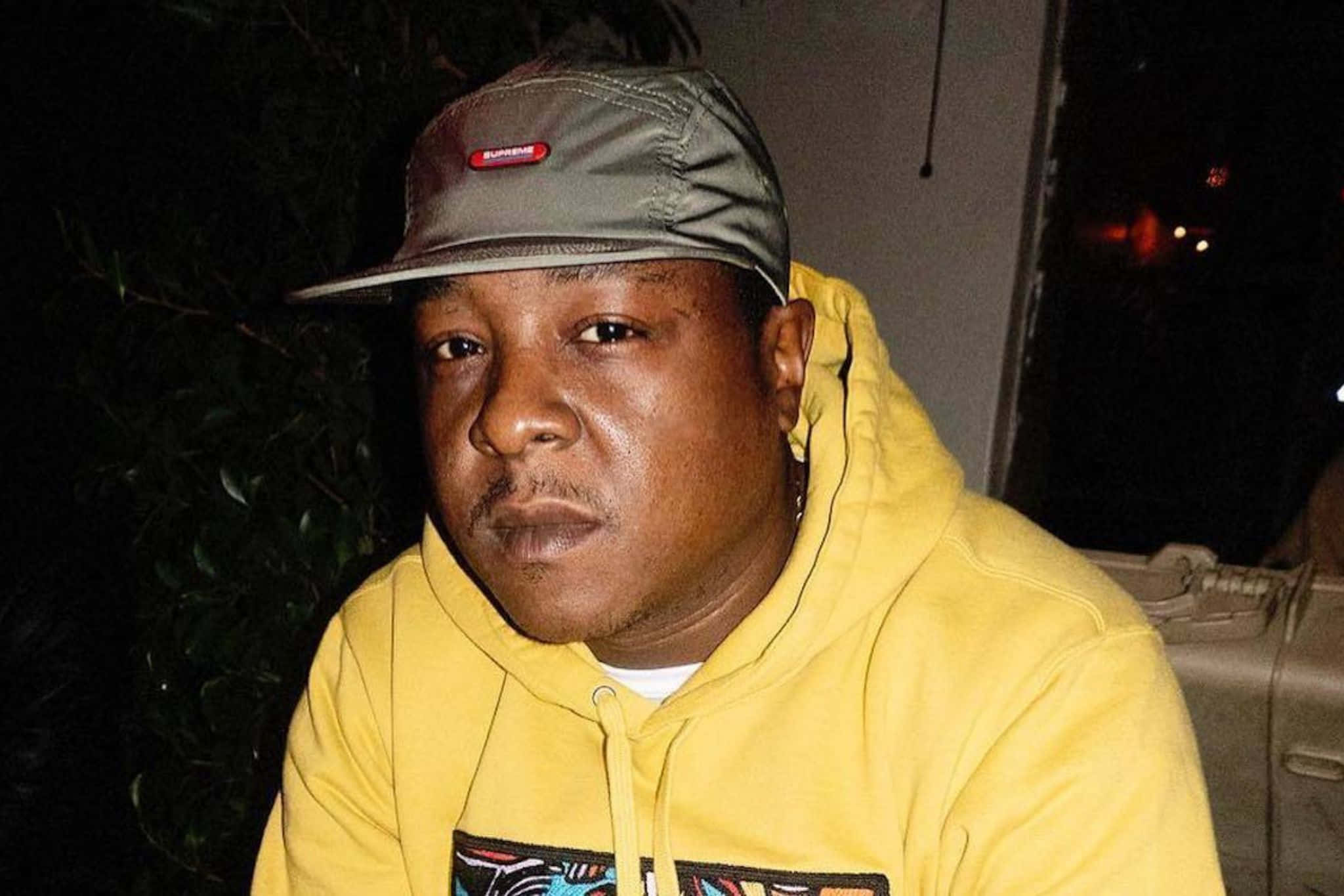 Jadakiss, yellow hoodie, gray Supreme cap, Full HD Desktop Wallpaper
