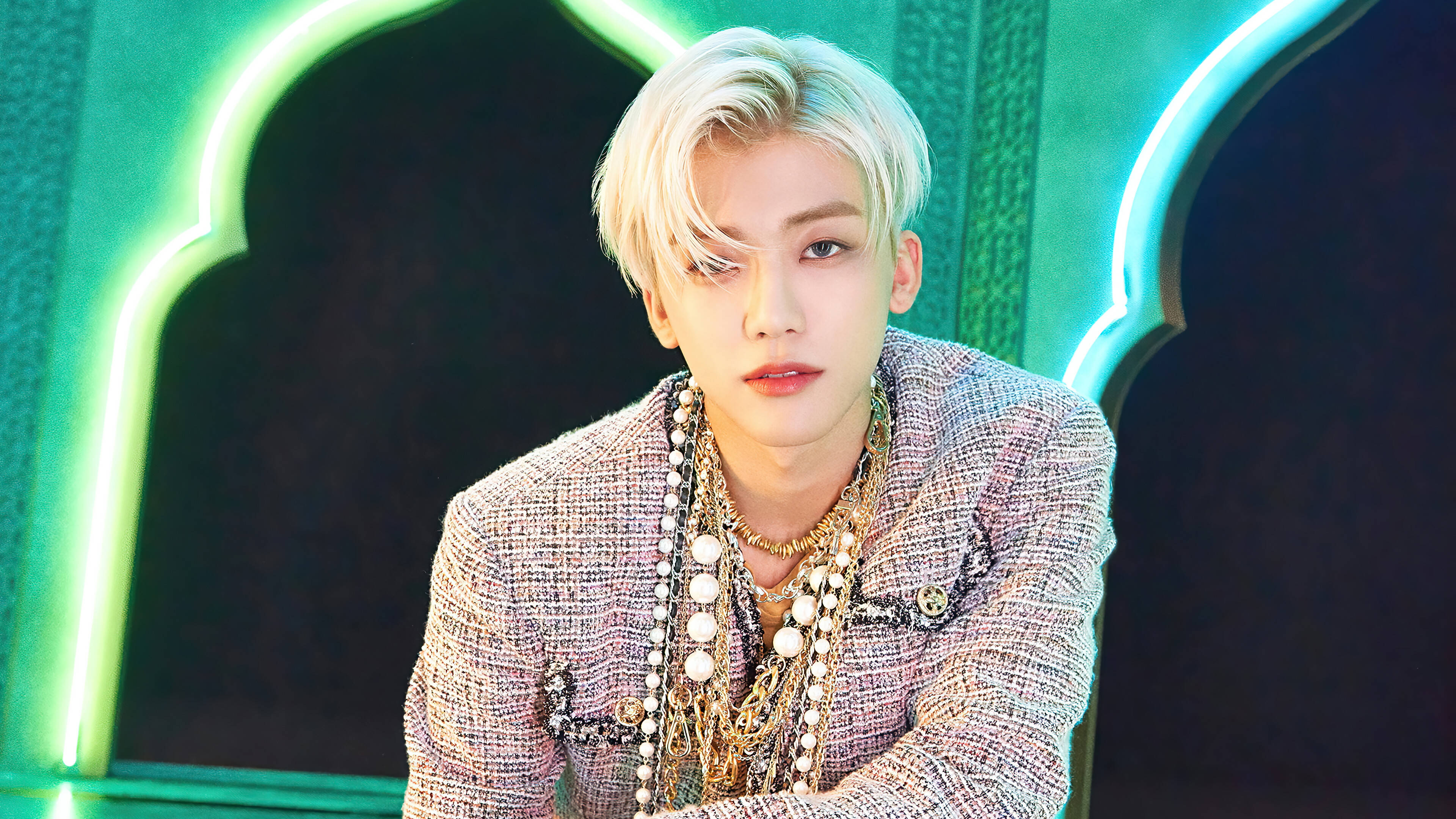 Jaemin NCT, neon lights, platinum blonde hair, 4K Desktop Wallpaper