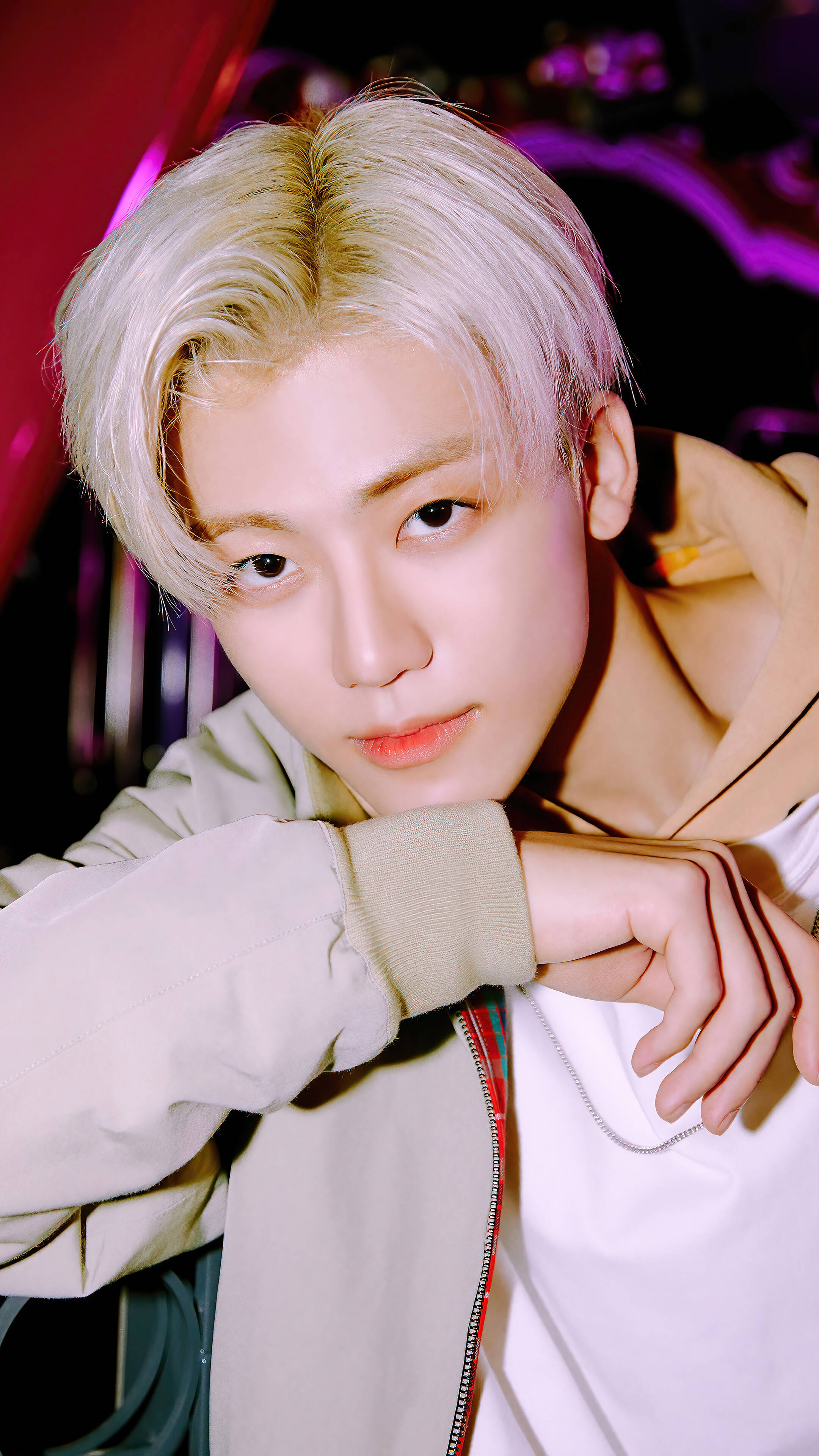Jaemin NCT, light brown jacket, platinum blonde hair, 4K Phone Wallpaper