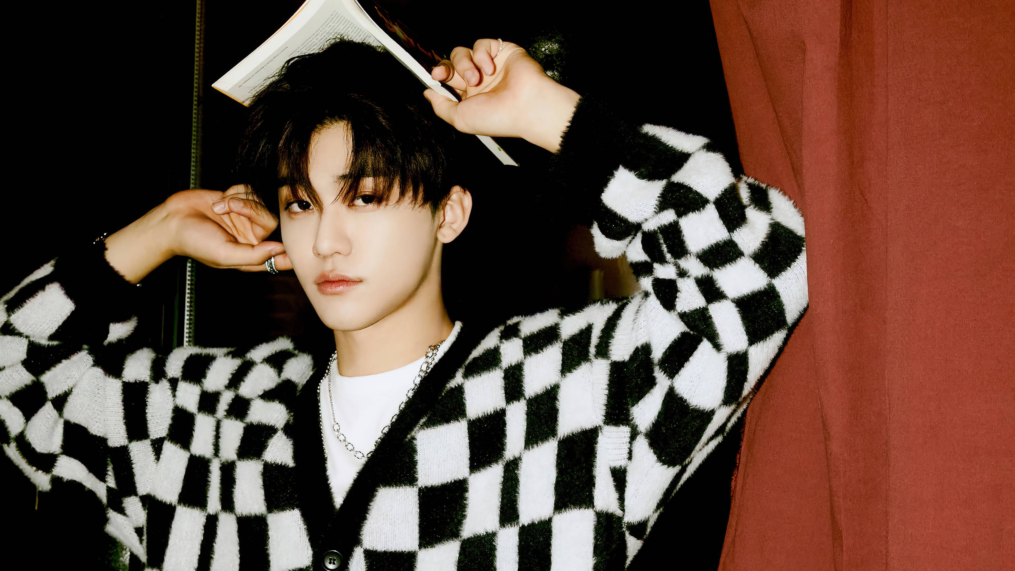 Jaemin NCT, black and white checkered sweater, book, 4K Desktop Wallpaper