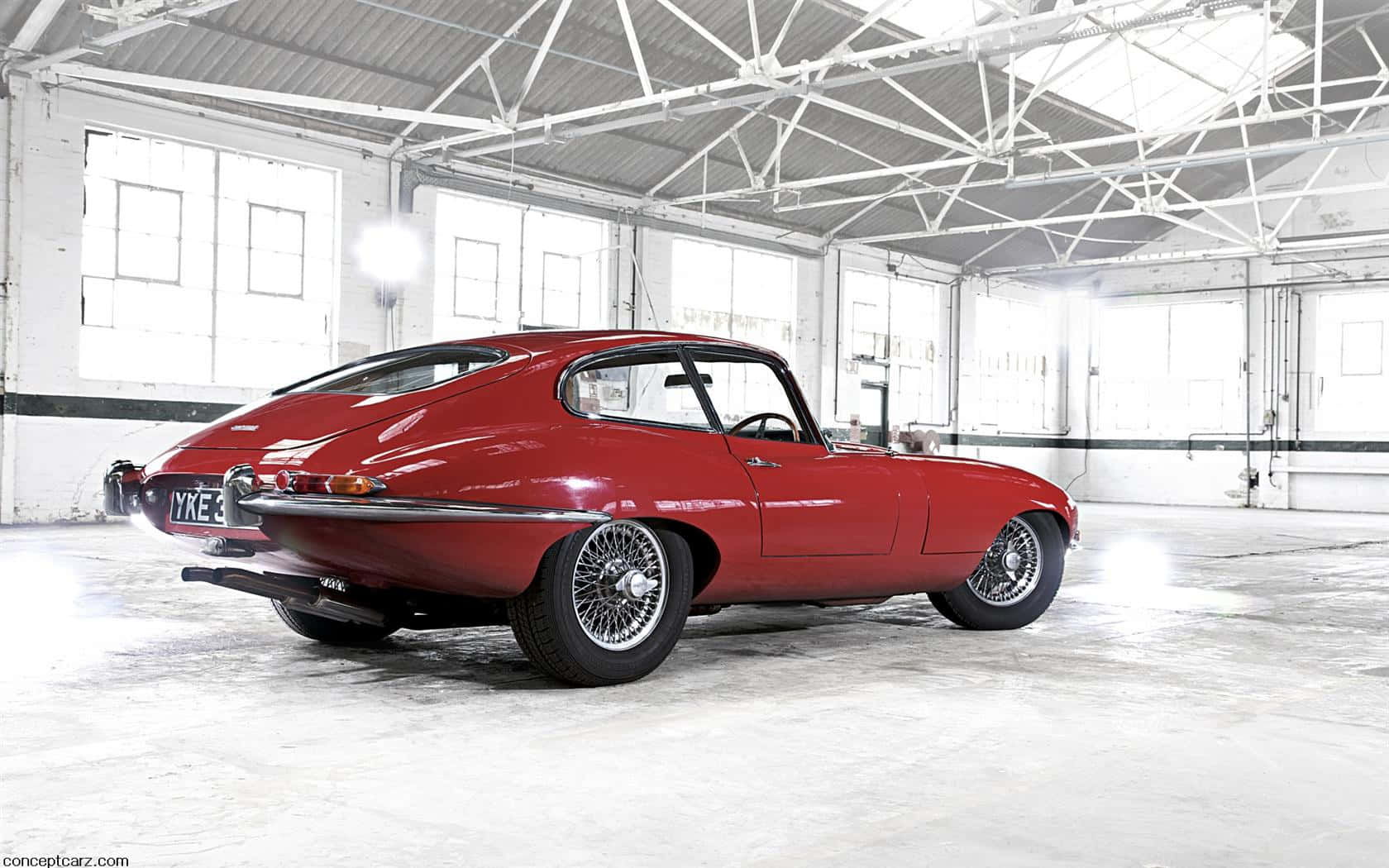 Jaguar E-Type, glossy red, industrial warehouse, HD Desktop Wallpaper