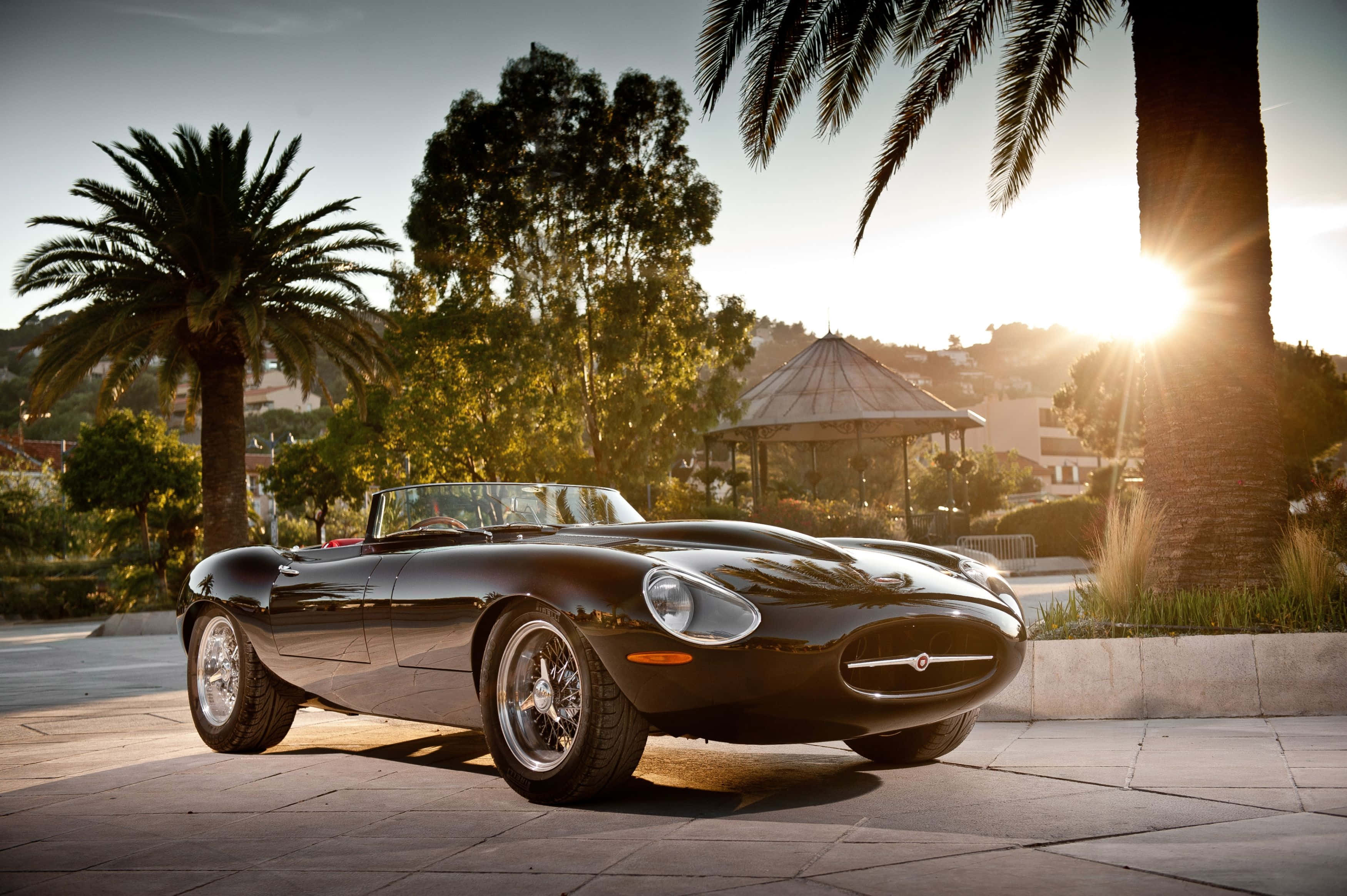 Jaguar E-Type, black, golden sunset light, 2K Desktop Wallpaper
