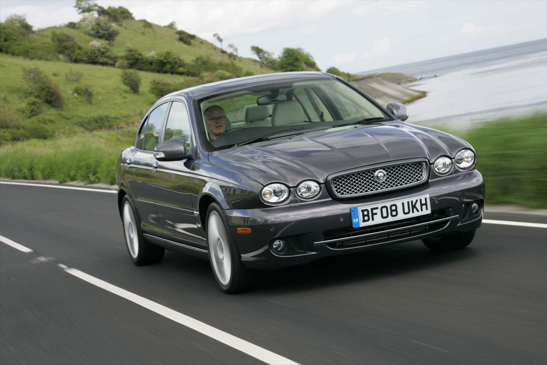 Jaguar X-Type, dark gray, coastal road, HD Desktop Wallpaper