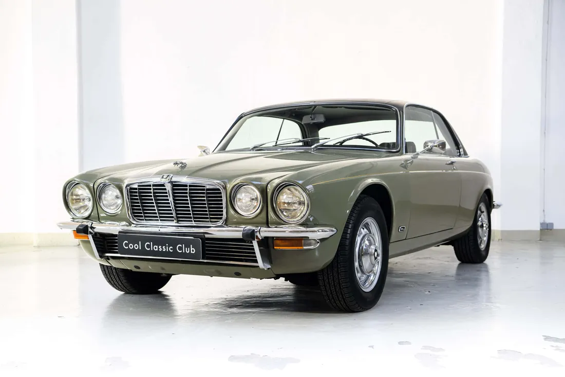 Jaguar XJ