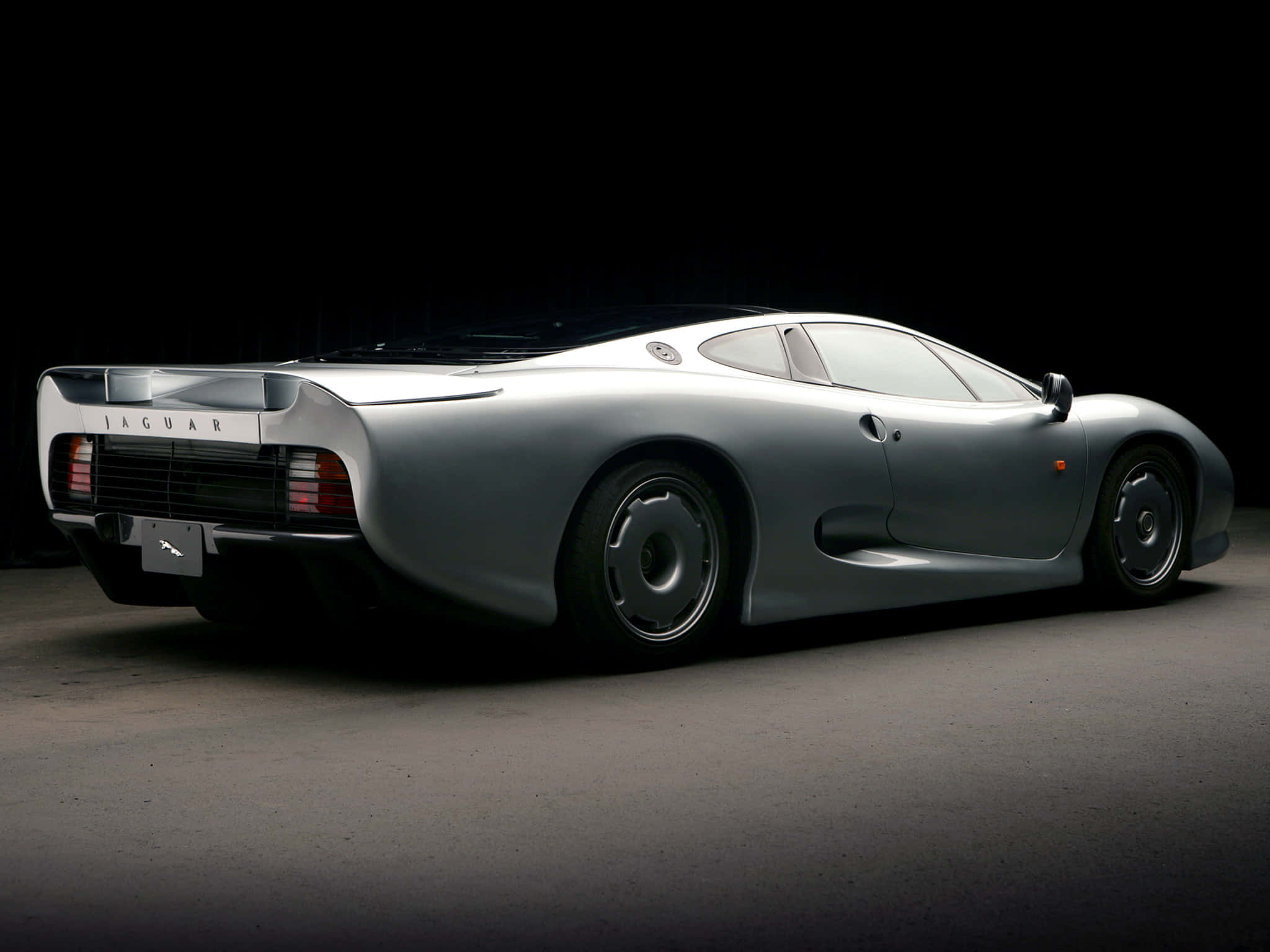Jaguar XJ220, silver, dark studio, Full HD Desktop Wallpaper