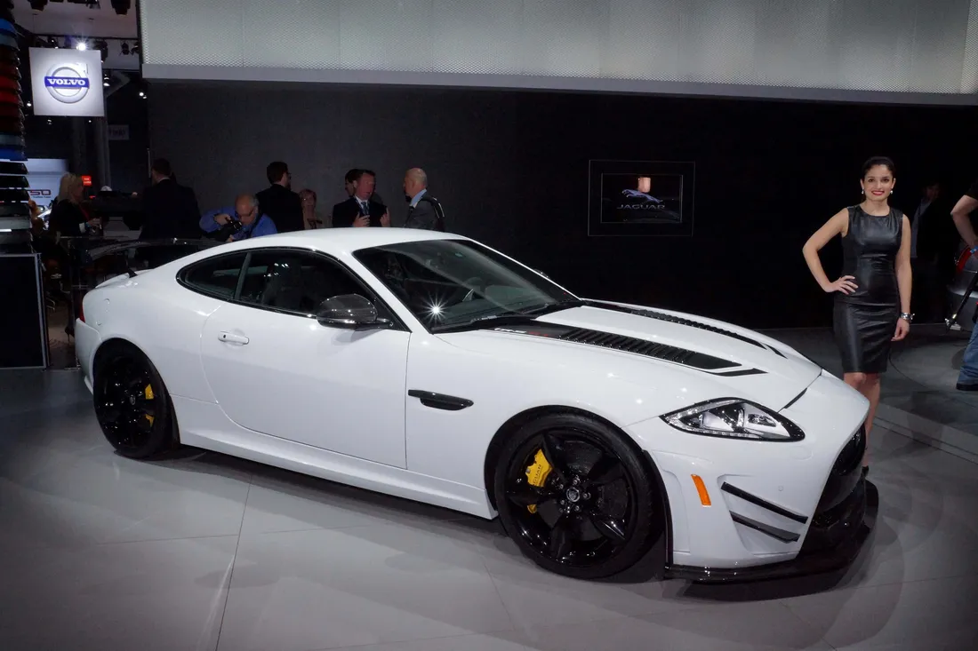Jaguar XKR-S
