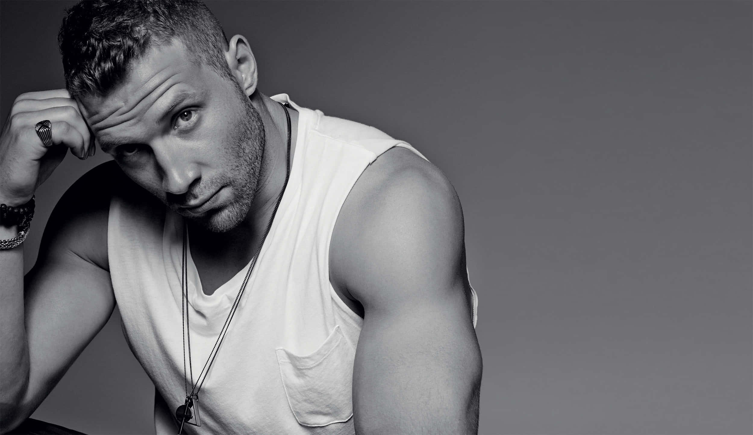 Jai Courtney, black and white portrait, white tank top, Full HD Desktop Wallpaper