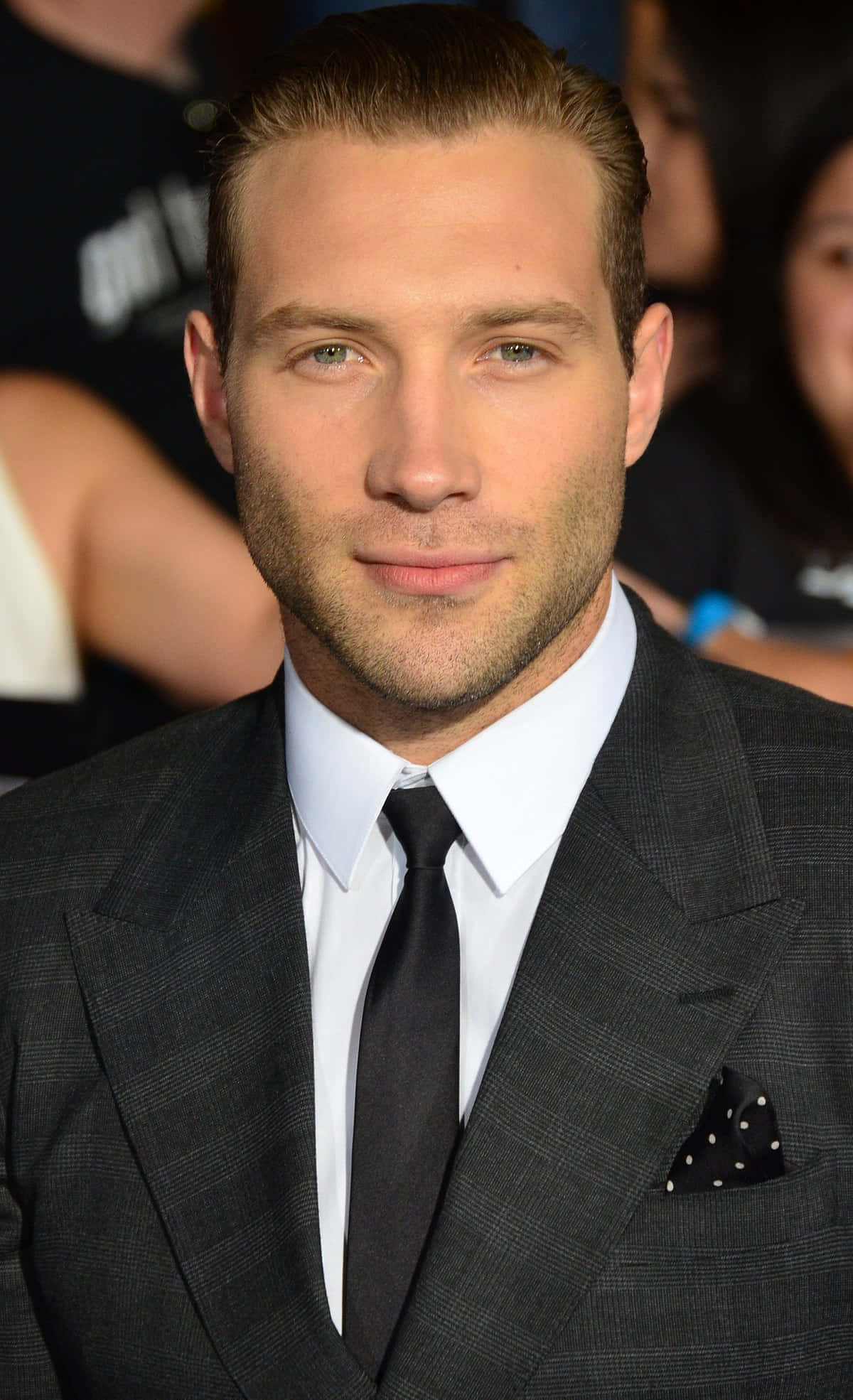 Jai Courtney, gray suit, black tie, Full HD Phone Wallpaper