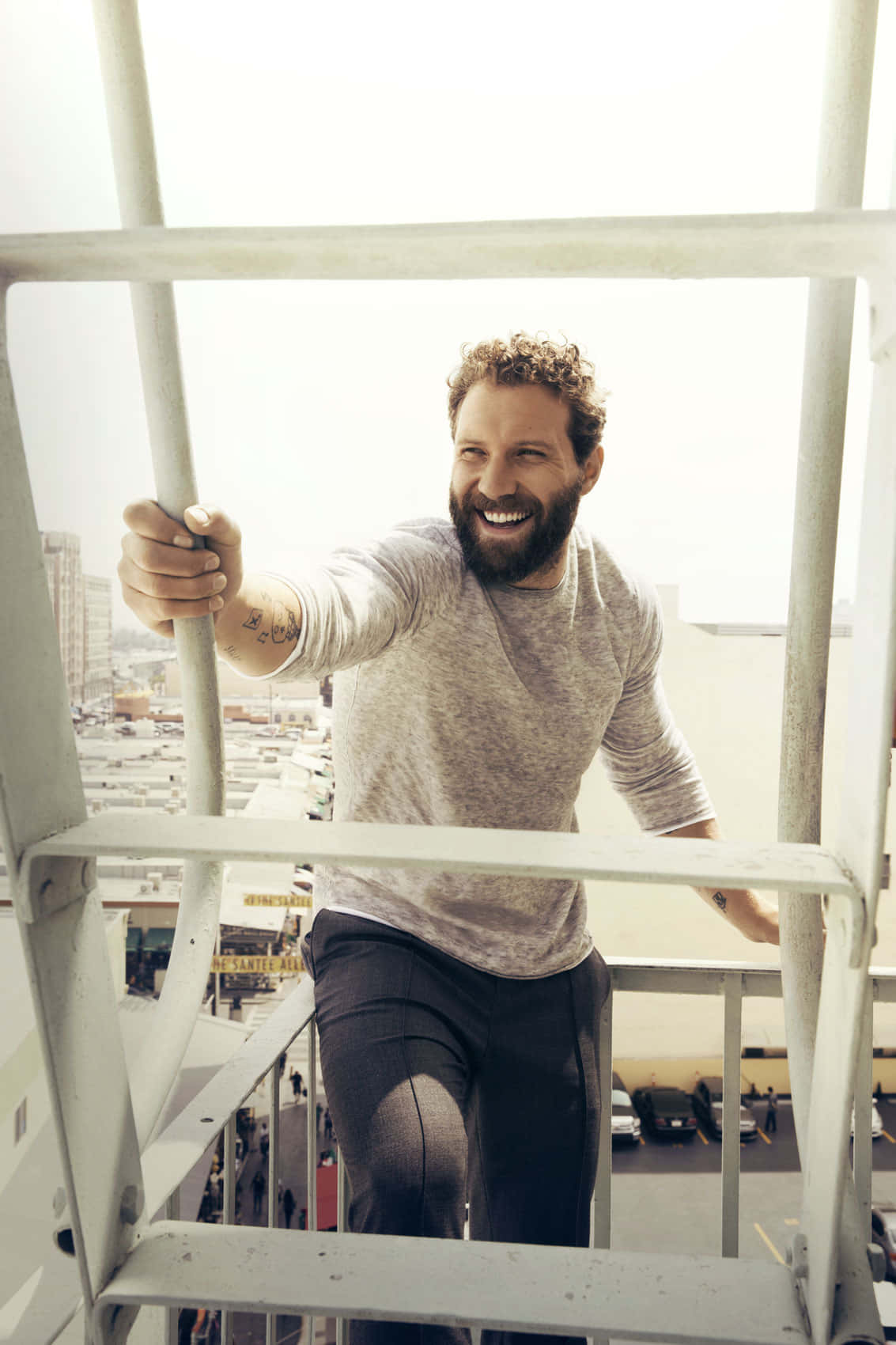 Jai Courtney, fire escape, rooftop, HD Phone Wallpaper