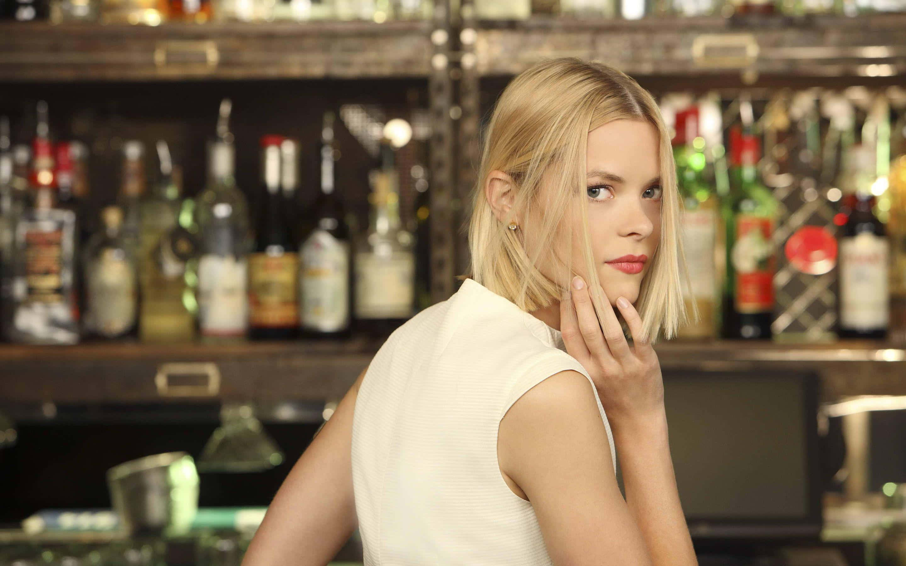 Jaime King, white top, dimly lit bar, 2K Desktop Wallpaper