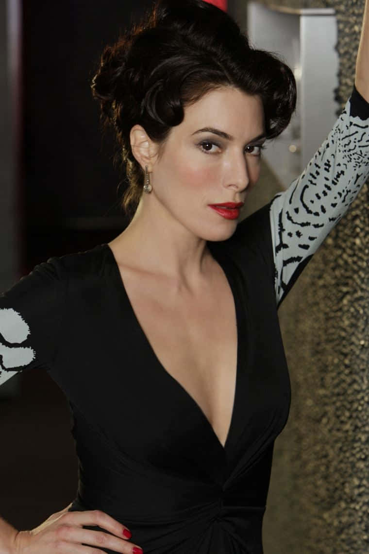 Jaime Murray, black dress, patterned sleeves, SD Phone Wallpaper